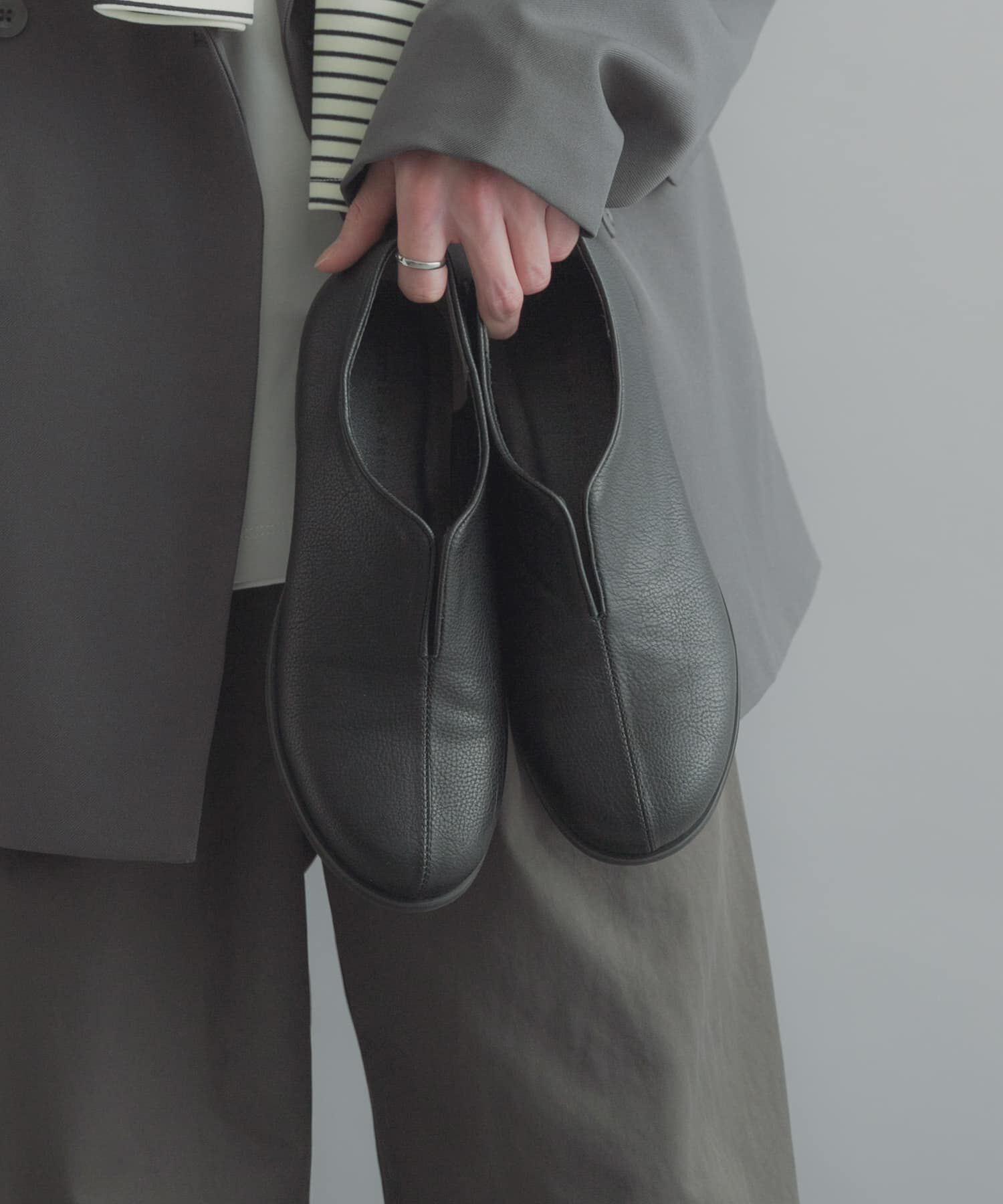 SENSE OF PLACE by URBAN RESEARCH「センタースリットスリッポンシューズ」|スリッポン|