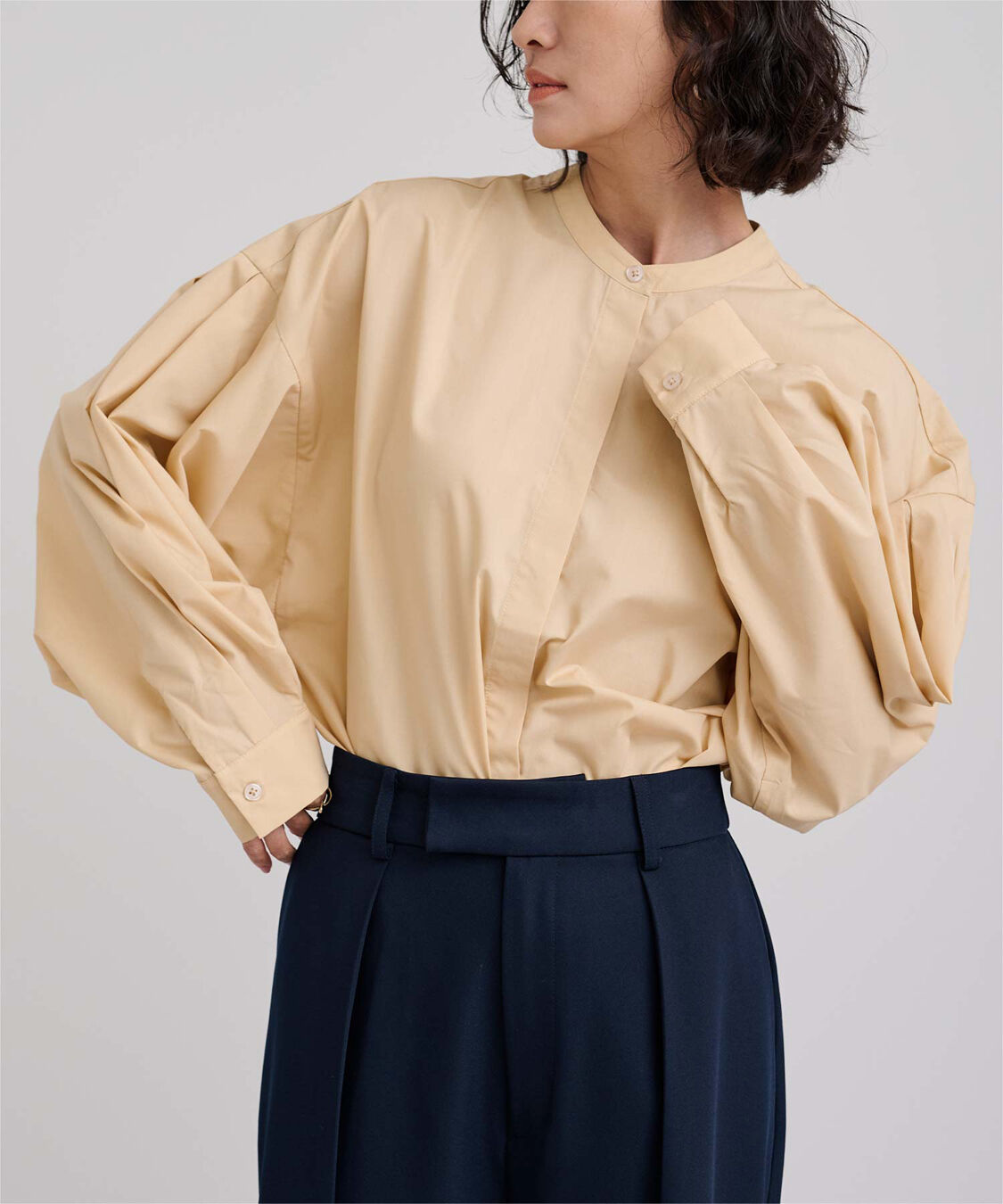 ur's「ボリューム袖ブラウス」|シャツ・ブラウス|ナチュラル