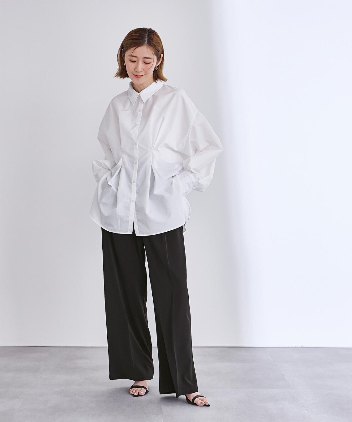 ur's「ワンタックハイウエストワイドパンツ」|スラックス|