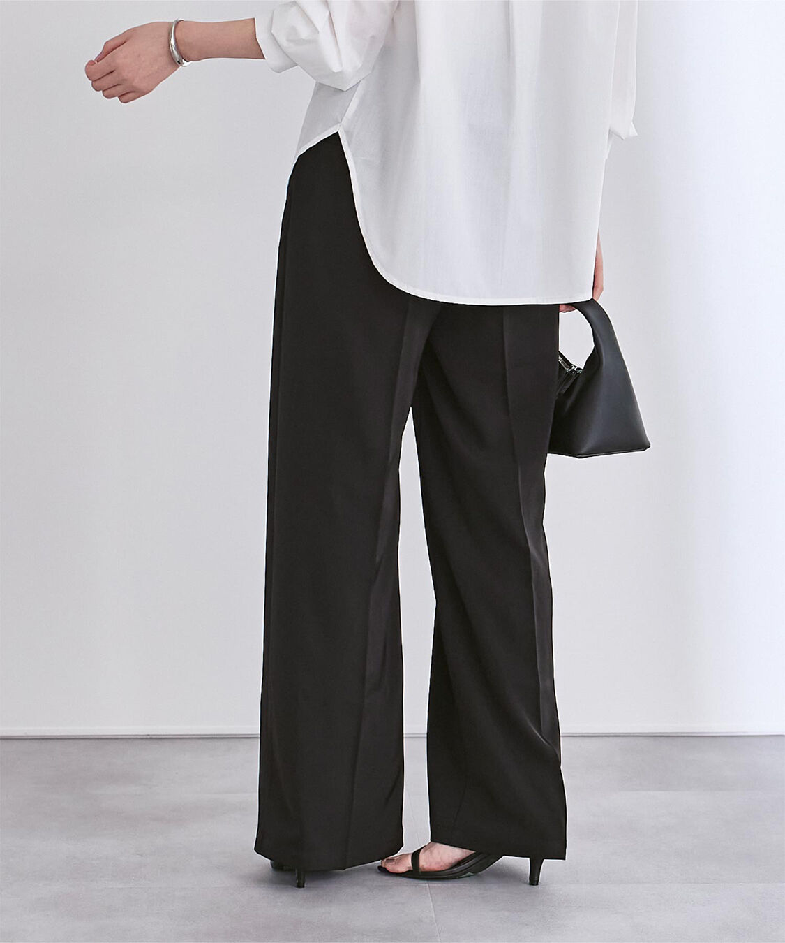 ur's「ワンタックハイウエストワイドパンツ」|スラックス|