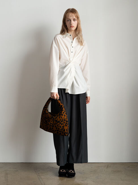 Te chichi「ツイストデザインシャツ《2025Autumn catalog vol.2 item》」|シャツ・ブラウス|