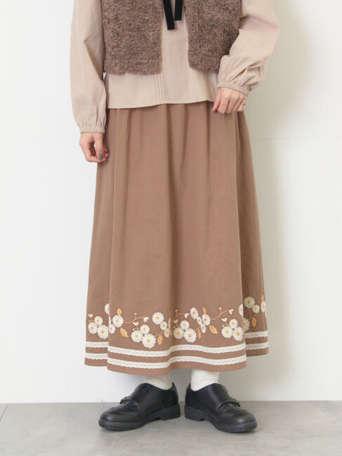 Samansa Mos2「【WEB限定】花柄刺繍ギャザースカート」|スカート|モカ