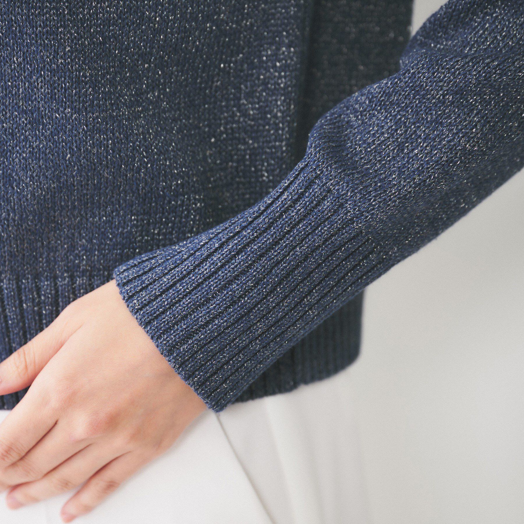 UNTITLED「【アンサンブル可能/ラメ調】コンパクトニットカーディガン」|カーディガン|