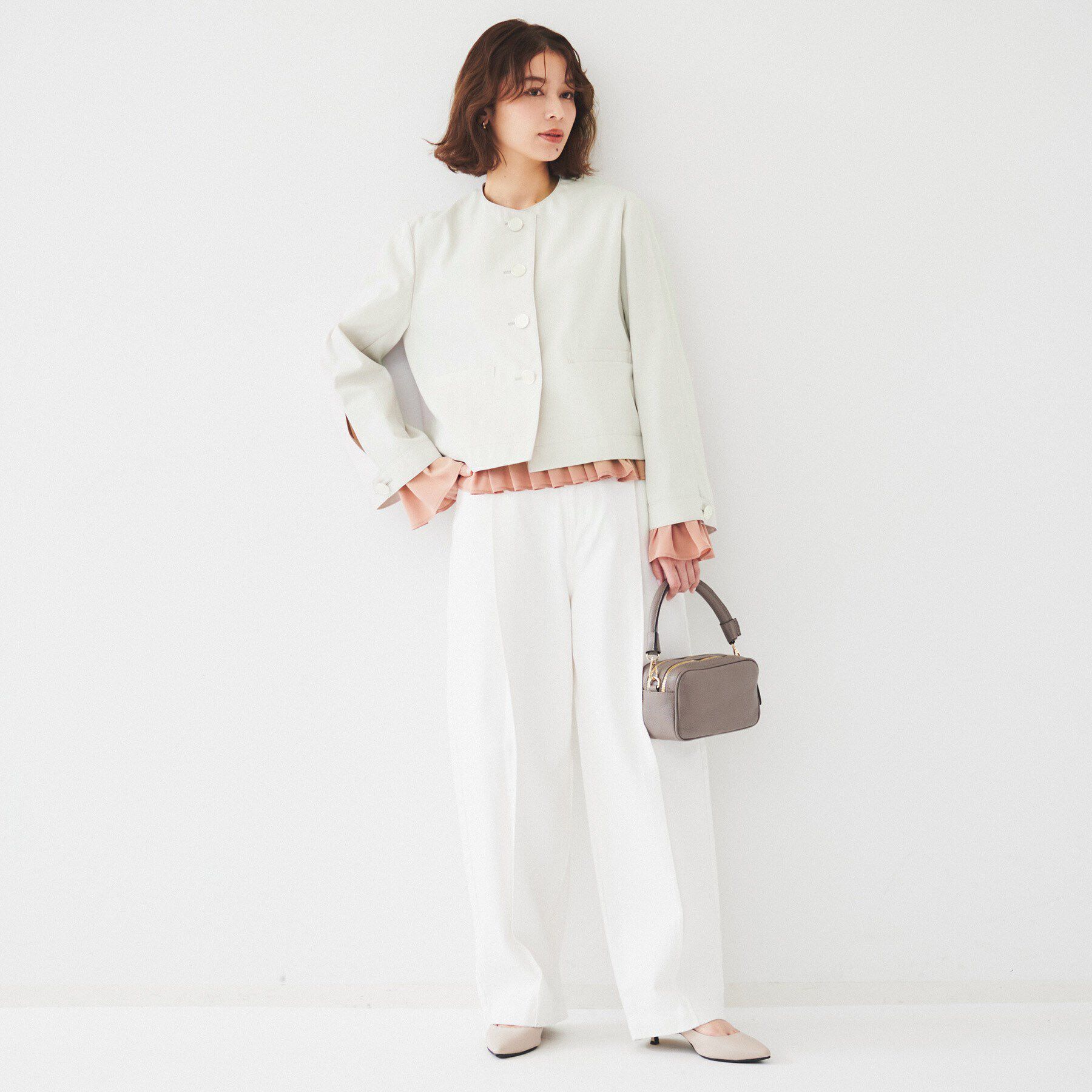 UNTITLED「【きれいめ/軽羽織り】コットンライク クルーネックジャケット」|ノーカラージャケット|