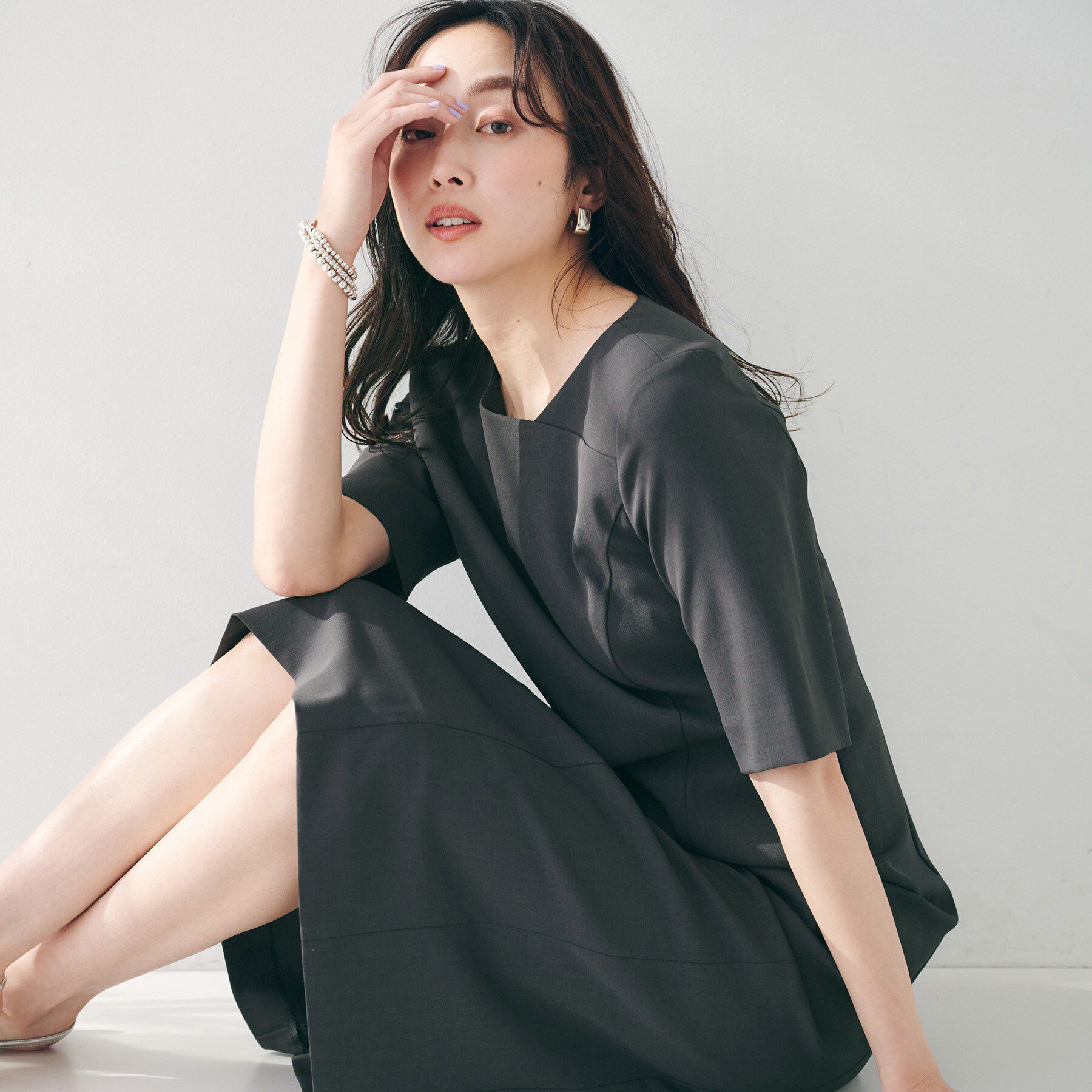 UNTITLED「【きれいめ/上品/夏ワンピ】アシメネックワンピース」|ワンピース|