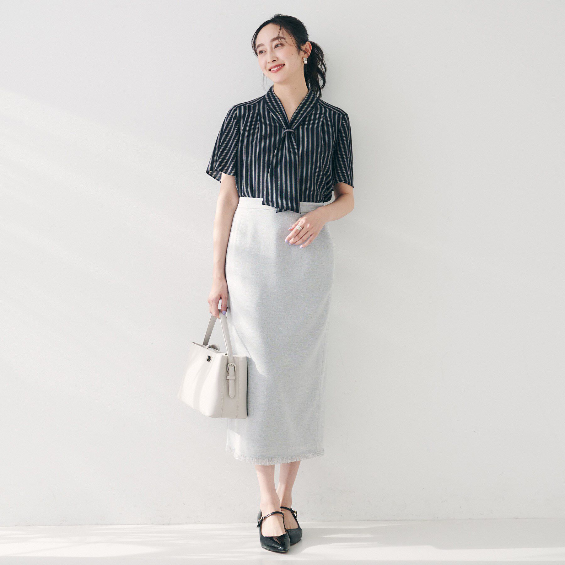 UNTITLED「【通勤/オフィス/二の腕カバー】ボウタイブラウス」|シャツ・ブラウス|