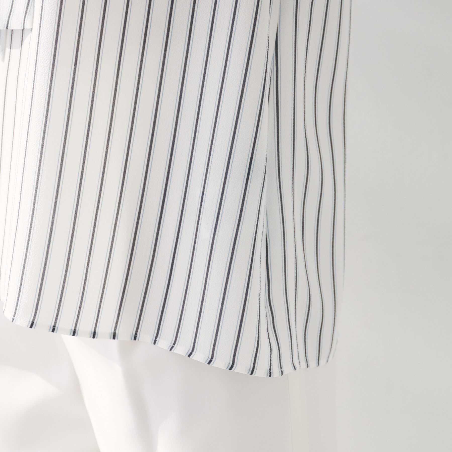 UNTITLED「【通勤/オフィス/二の腕カバー】ボウタイブラウス」|シャツ・ブラウス|