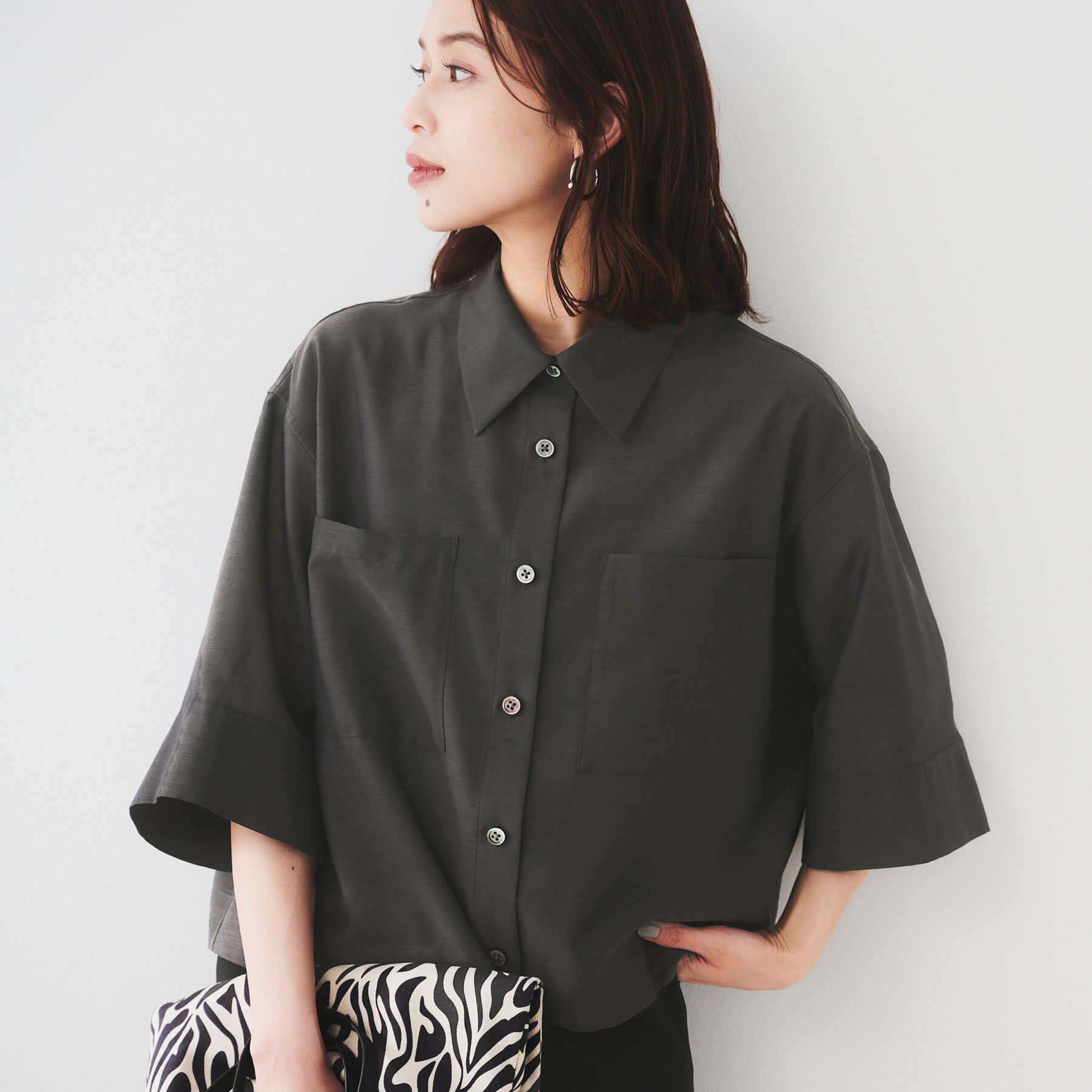 UNTITLED「【前開き/洗える】ショート丈シアーシャツ」|シャツ・ブラウス|