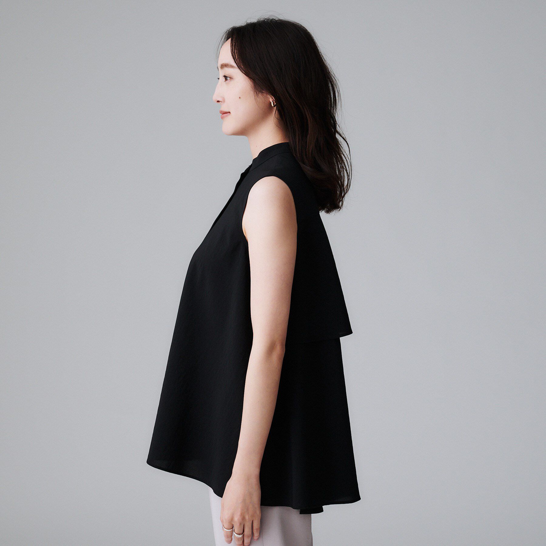 UNTITLED「【接触冷感/吸水速乾】フレアバックシャンブラウス」|シャツ・ブラウス|