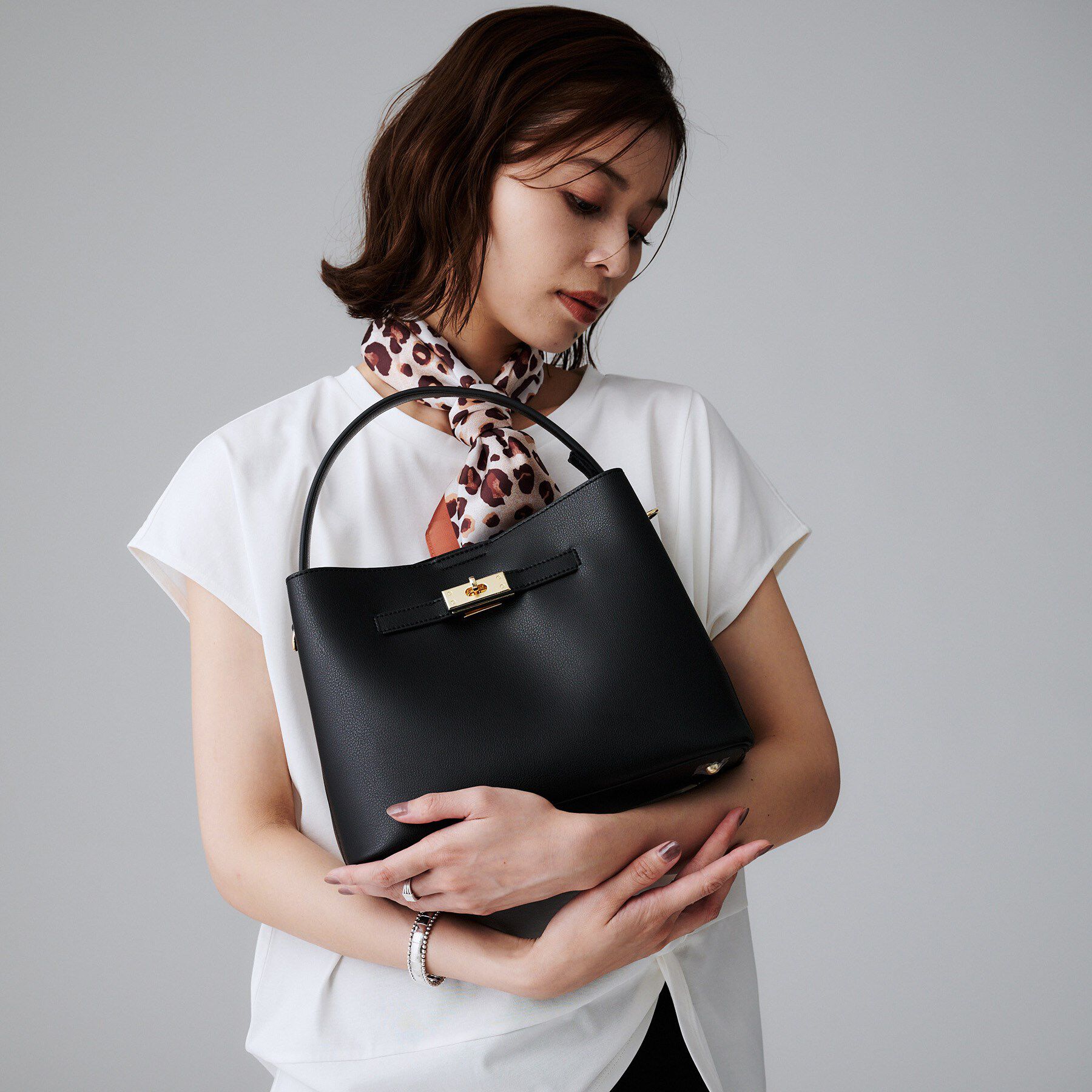 UNTITLED「【追加/新色】エアリーワンハンドルバッグ」|ハンドバッグ|