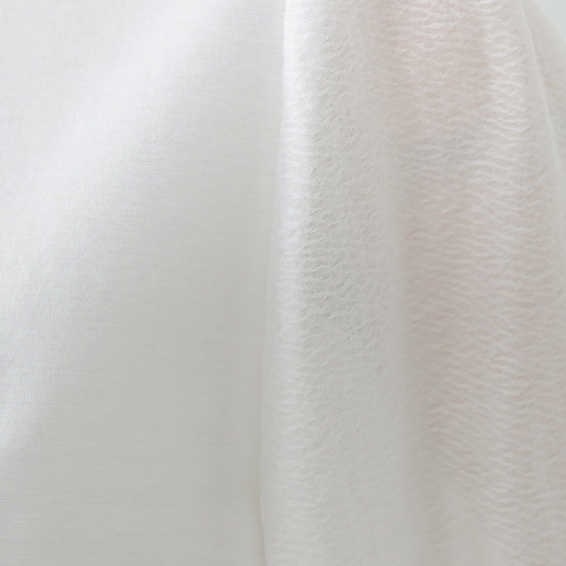 UNTITLED「【洗える/袖シアー】ポンチ袖ボリュームトップス」|Tシャツ・カットソー|