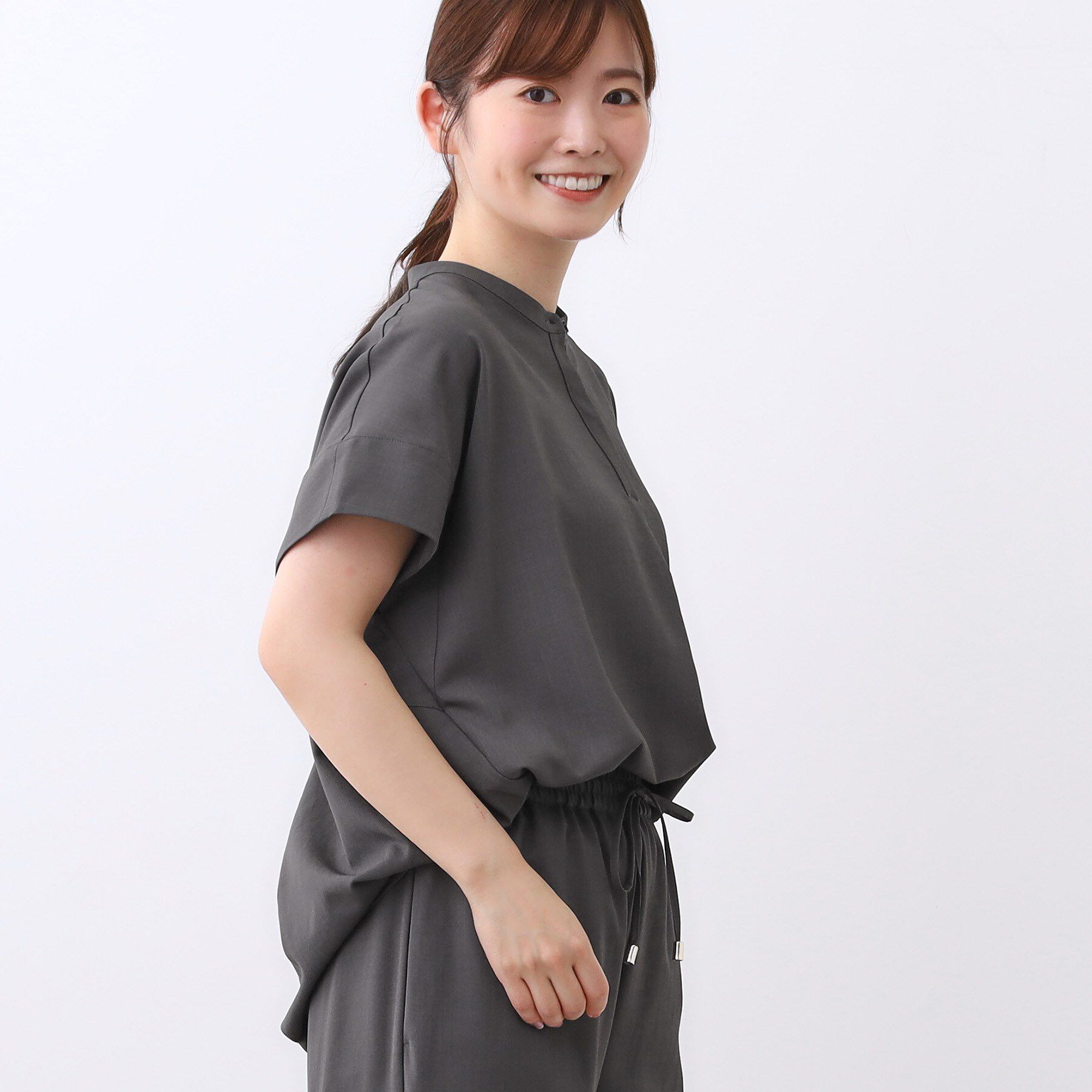 Reflect「【E‐QUALITY／ウエスト総ゴム／セットアップ／単品使いOK◎】ブラウス＋ストレートパンツセット」|スーツ|