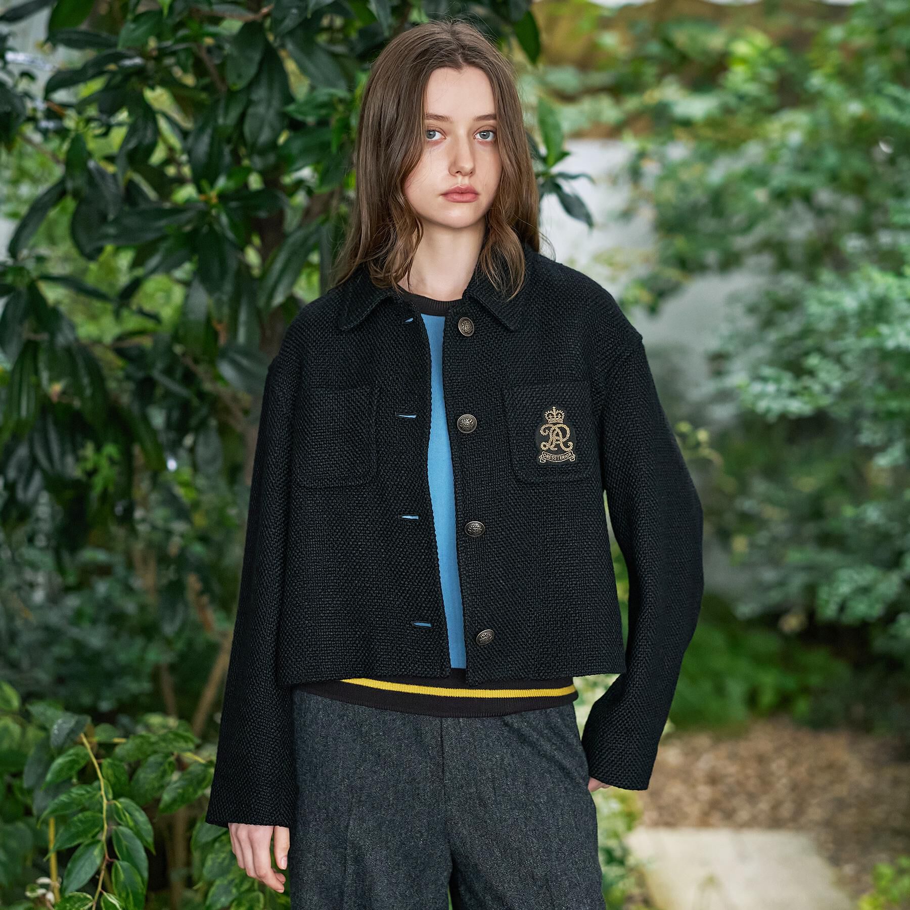 DRESSTERIOR「エンブレムショートブルゾン」|ブルゾン・スタジャン|