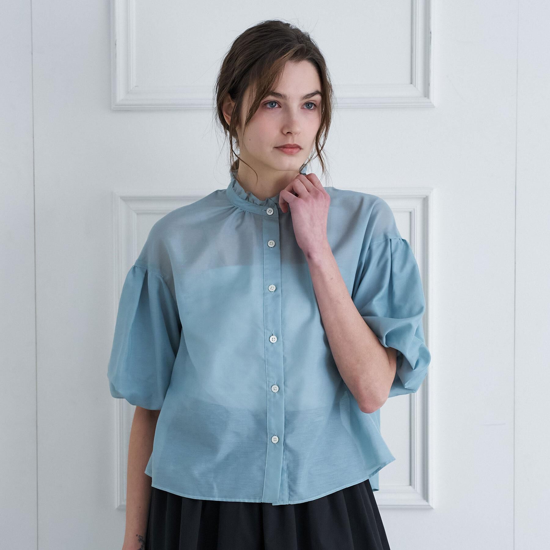 DRESSTERIOR「【1枚で着映え/ウォッシャブル】スタンドフリルボリュームスリーブブラウス」|シャツ・ブラウス|