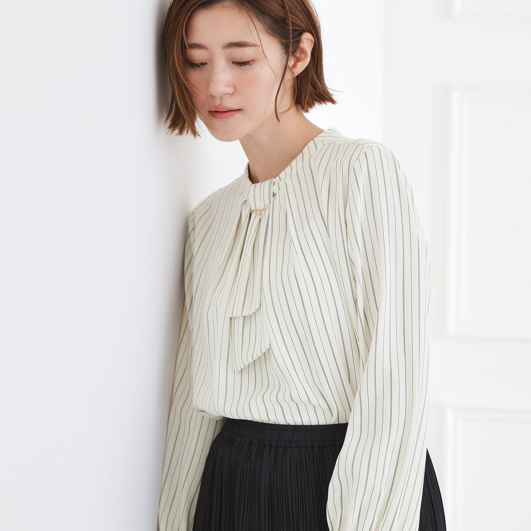 grove「【マシンウォッシュ/防シワ/UVカット】ボウタイブラウス【マルチWAY】」|シャツ・ブラウス|