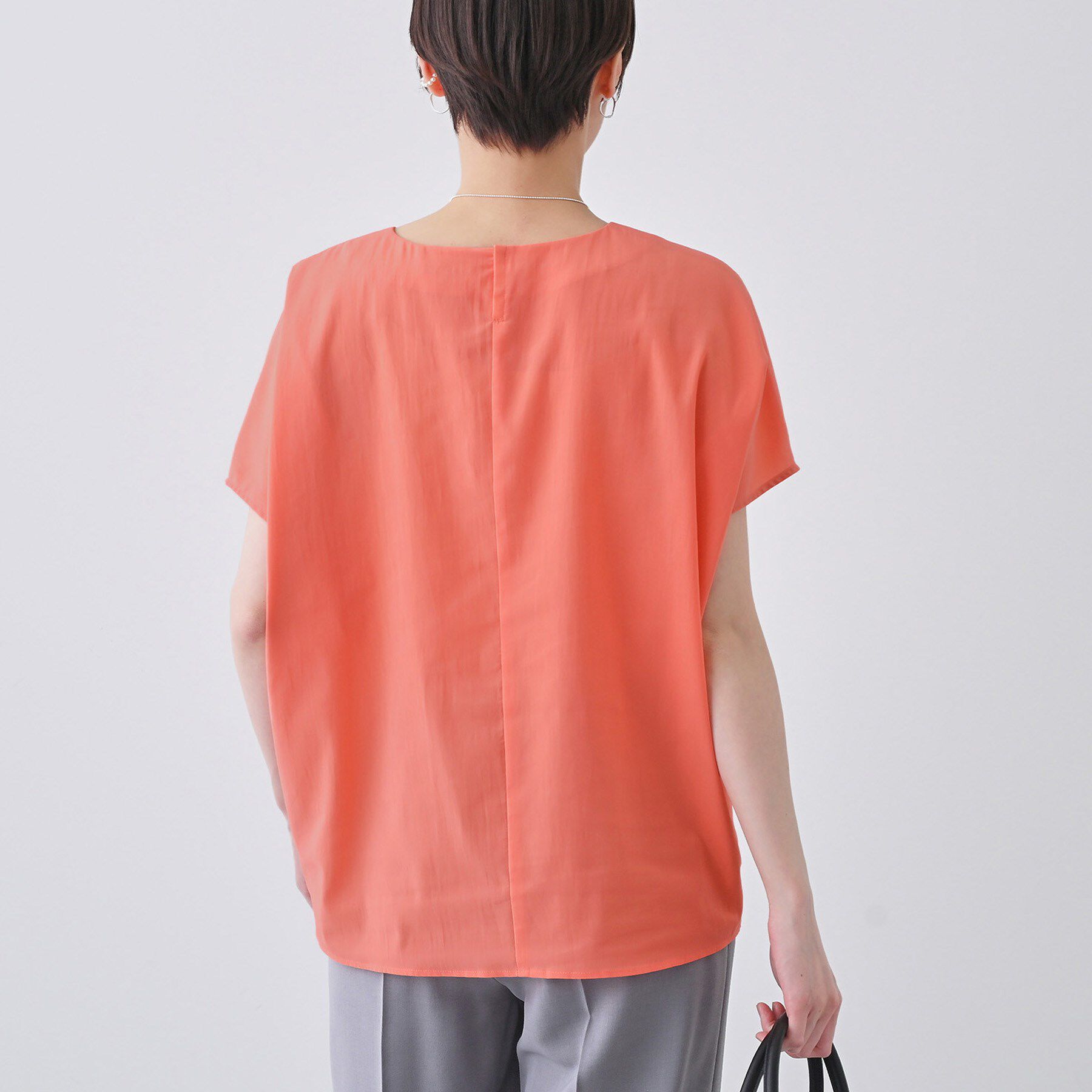 INDIVI「【通気性◎撥水／接触冷感／UVケア】ドルマンスリーブブラウス」|シャツ・ブラウス|