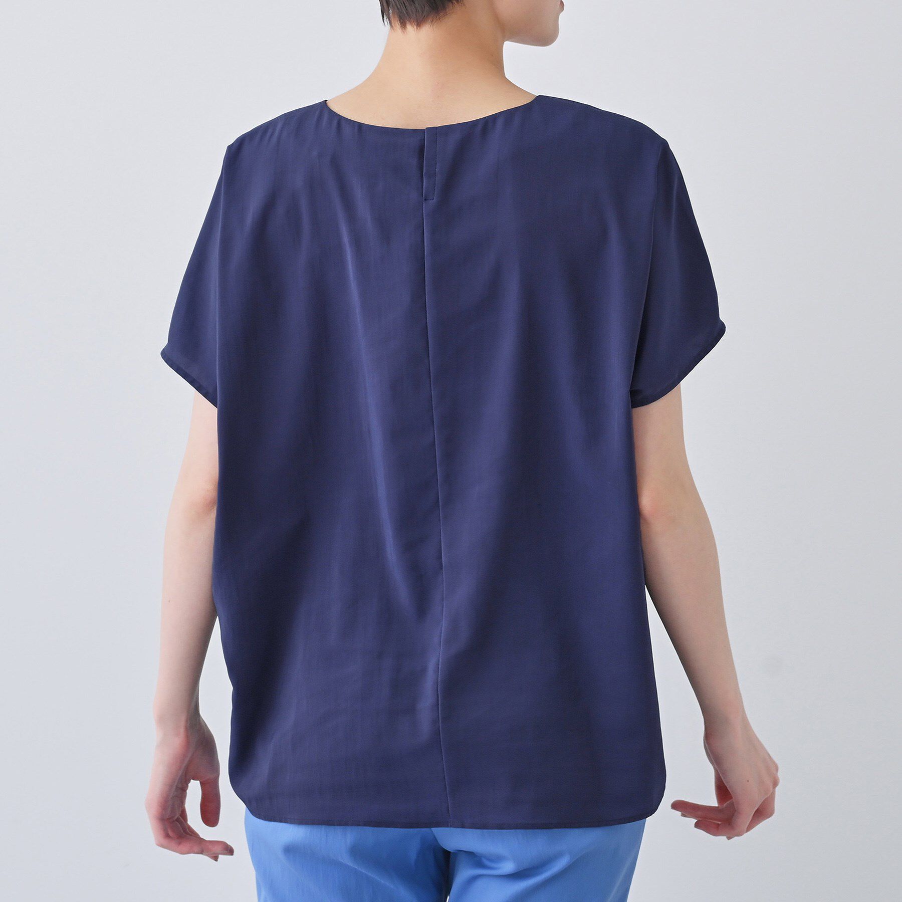 INDIVI「【通気性◎撥水／接触冷感／UVケア】ドルマンスリーブブラウス」|シャツ・ブラウス|