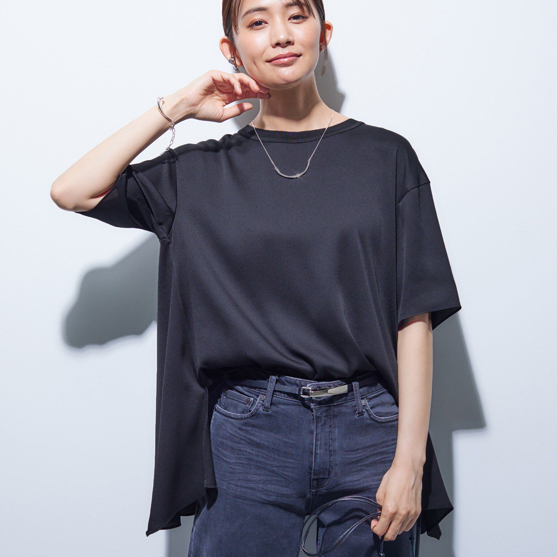 INDIVI「【バックシャン】デザインTブラウス」|Tシャツ・カットソー|ブラック(019)