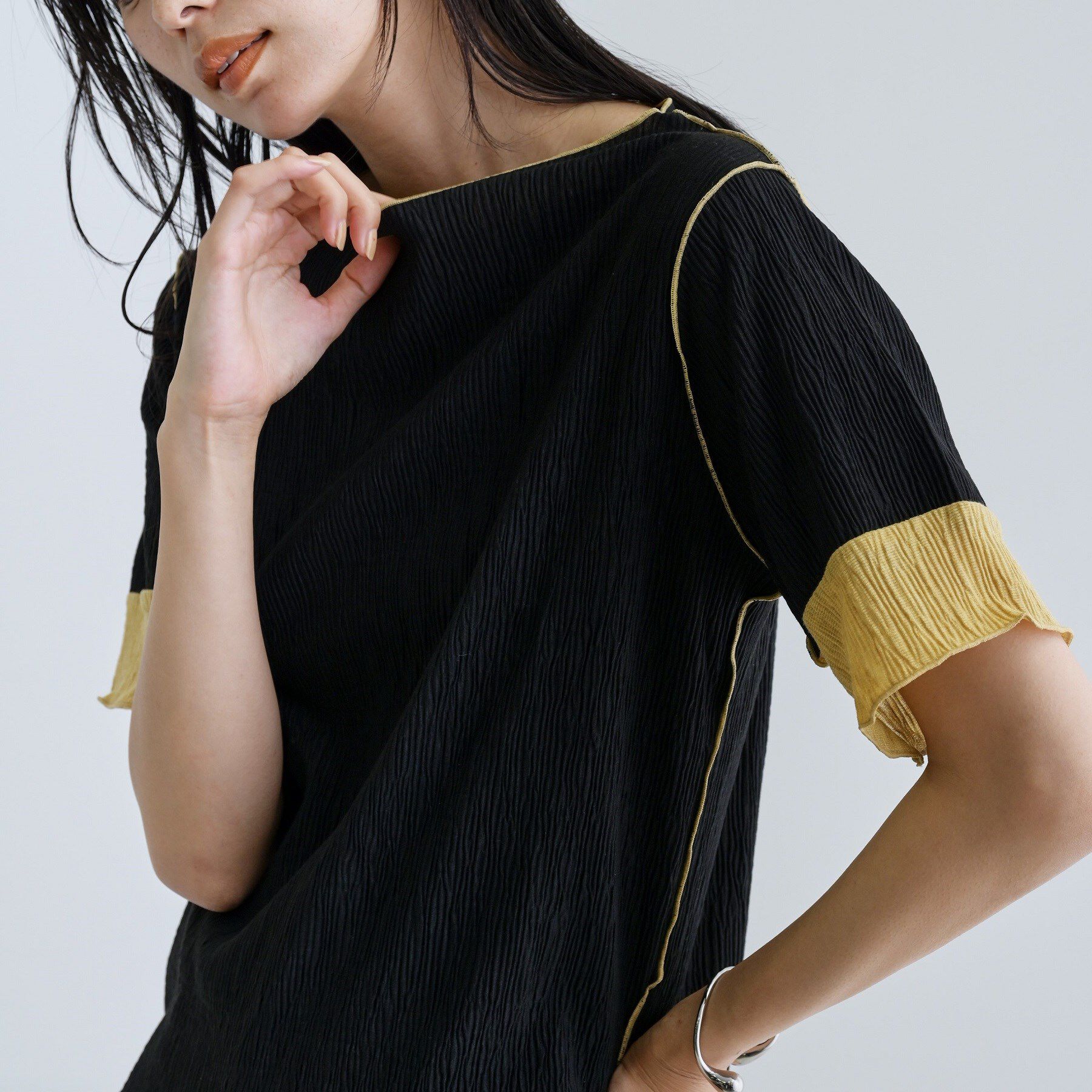 GALLEST「【一部店舗限定】バイカラープリーツカットソー」|Tシャツ・カットソー|ブラック(019)