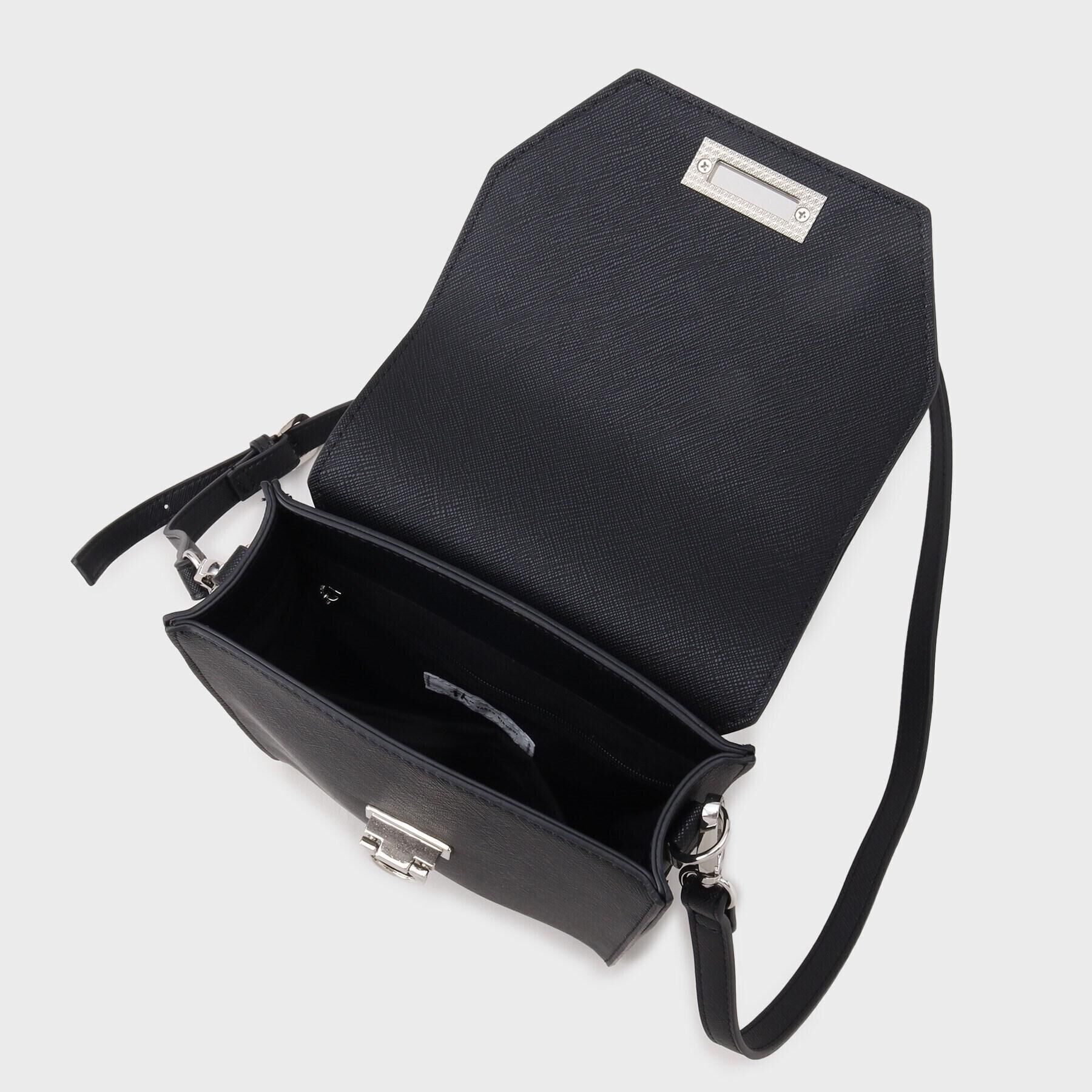 tk.TAKEO KIKUCHI「スクエアボックスショルダーバッグ（ユニセックスアイテム）」|ショルダー・メッセンジャー|