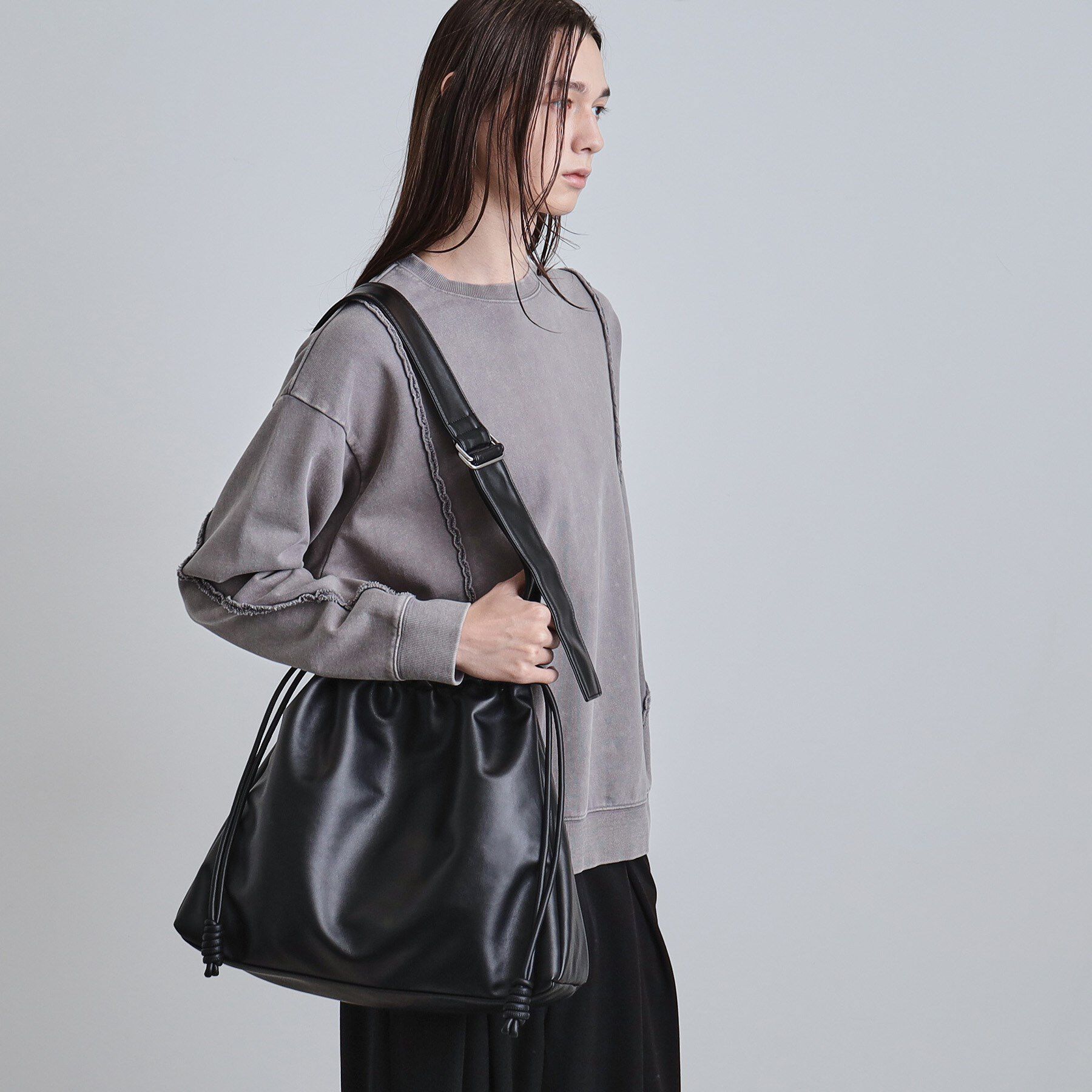 tk.TAKEO KIKUCHI「【累計12000個突破！！】ルーズビッグショルダーバッグ／たすき掛け／ビッグ／A4サイズ収納可能」|ショルダー・メッセンジャー|