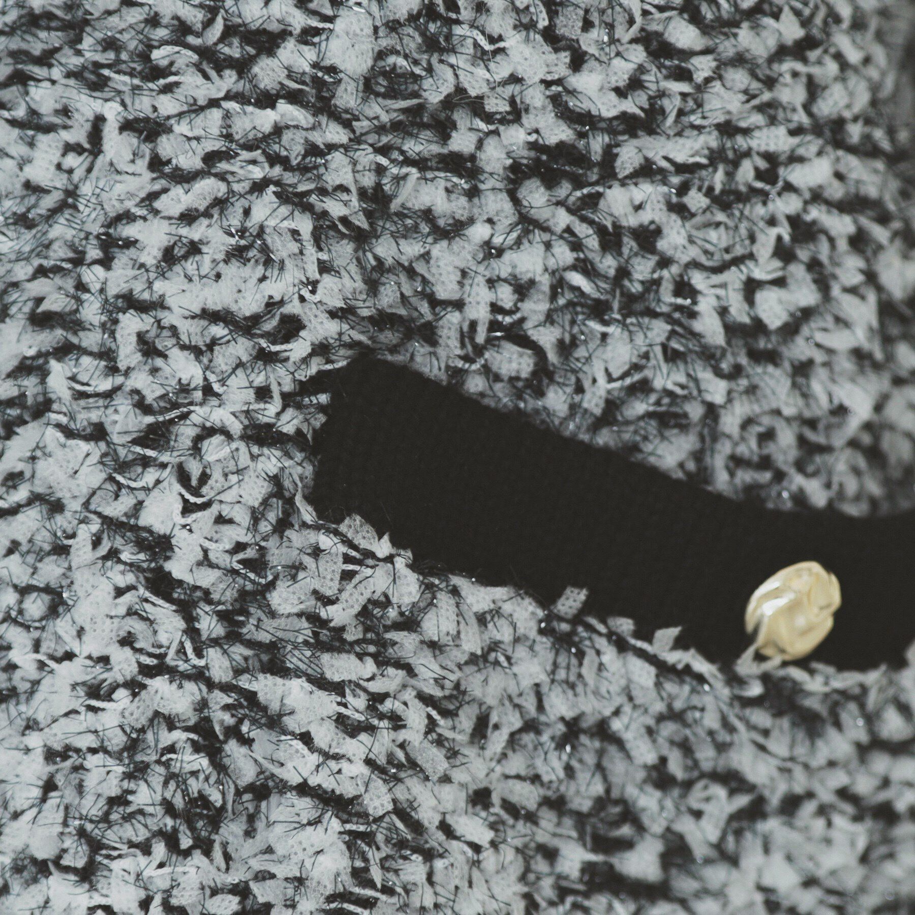 index「Vネックショートラメカーディガン【洗濯機洗い可】」|カーディガン|