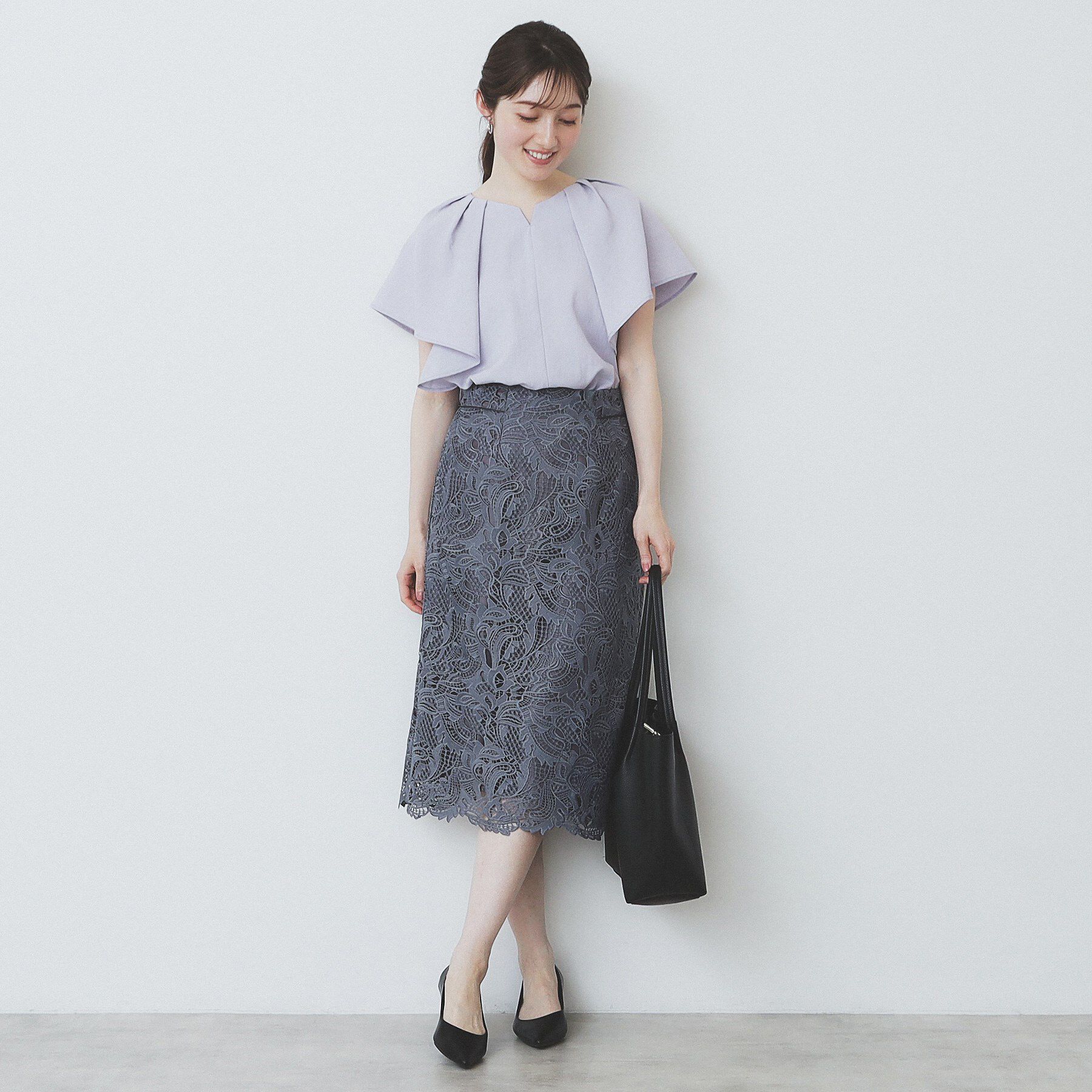 index「《7色展開/S-LLサイズ》フリルタックスリーブキーネックブラウス【吸水速乾/洗濯機可/イージーアイ」|シャツ・ブラウス|