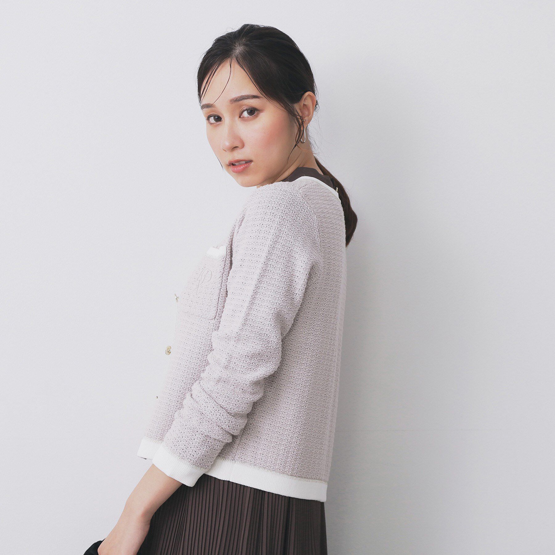 index「ロゴ刺繍クルーカーディガン【洗濯機洗い可】」|カーディガン|