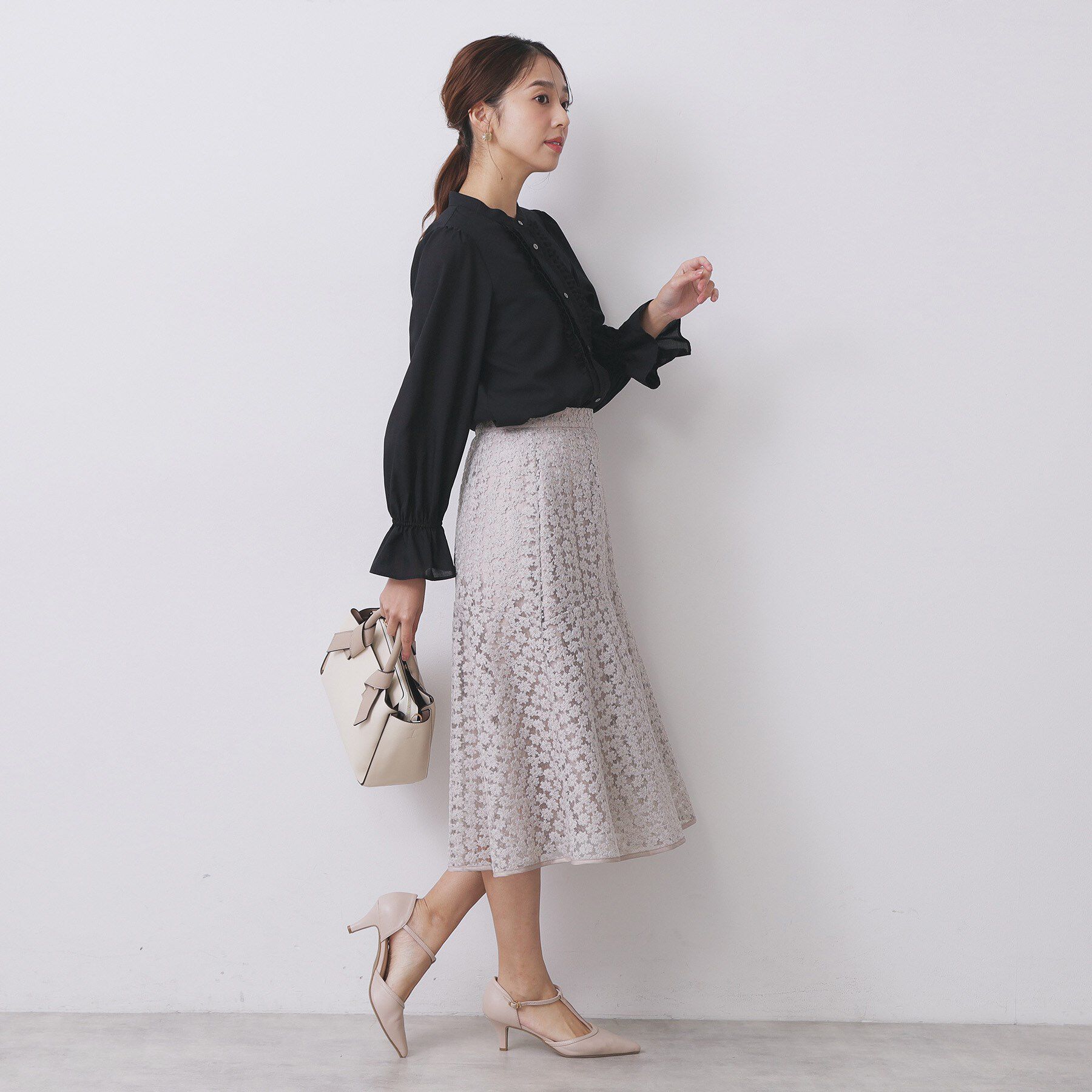 index「タックフリルバンドカラーブラウス【洗濯機OK/イージーアイロン】」|シャツ・ブラウス|