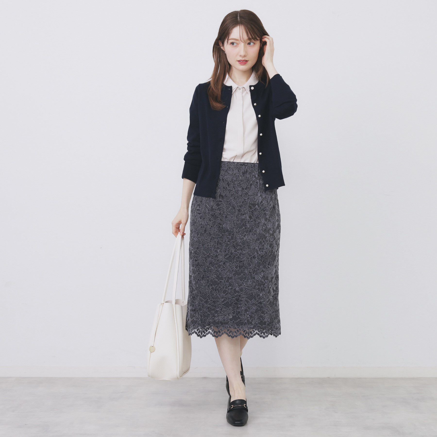 index「ビジュークルーネックカーディガン【洗濯機OK】」|カーディガン|