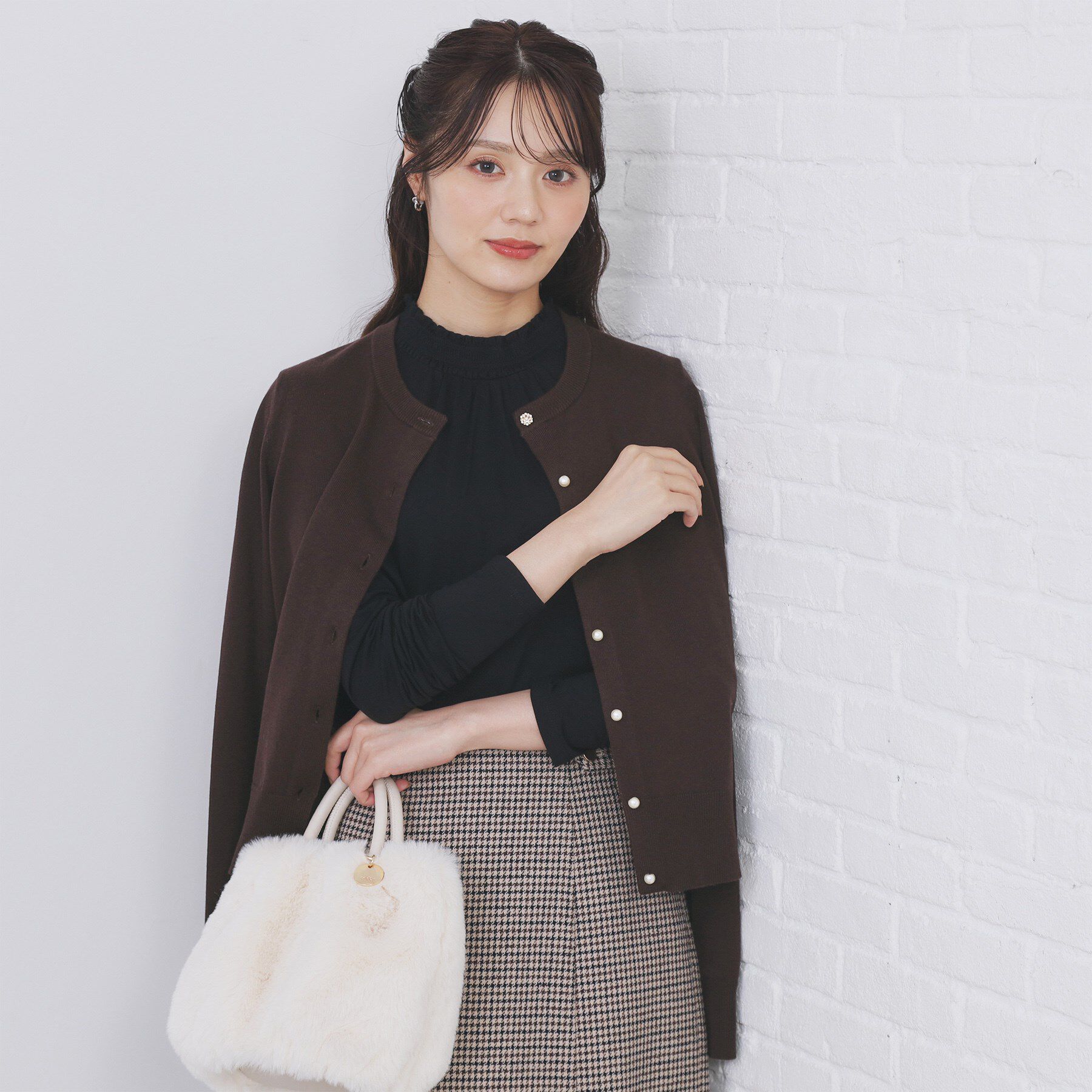 index「ビジュークルーネックカーディガン【洗濯機OK】」|カーディガン|