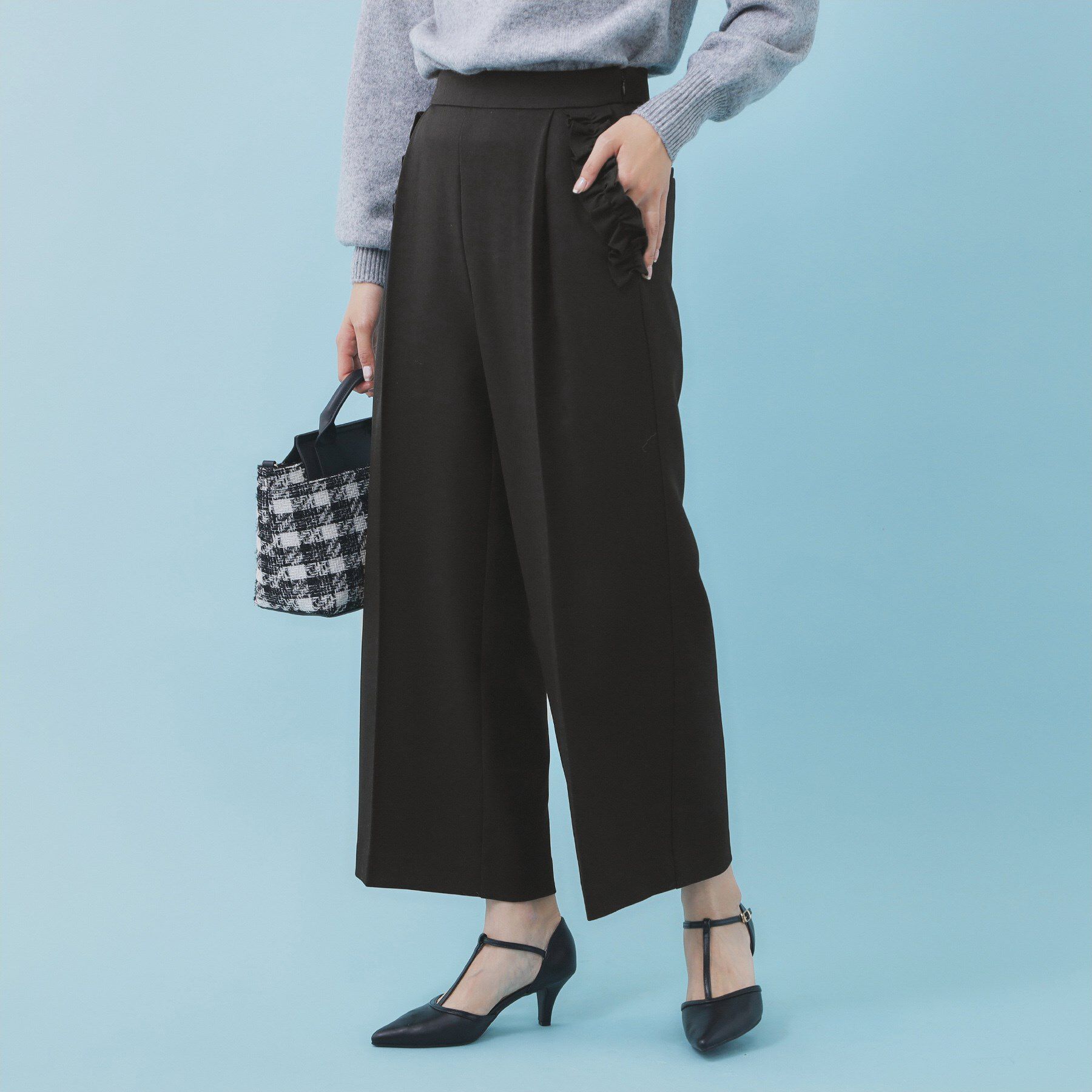 index「フリルポケットストレートパンツ【洗濯機OK/防シワ】」|その他|ブラック(019)