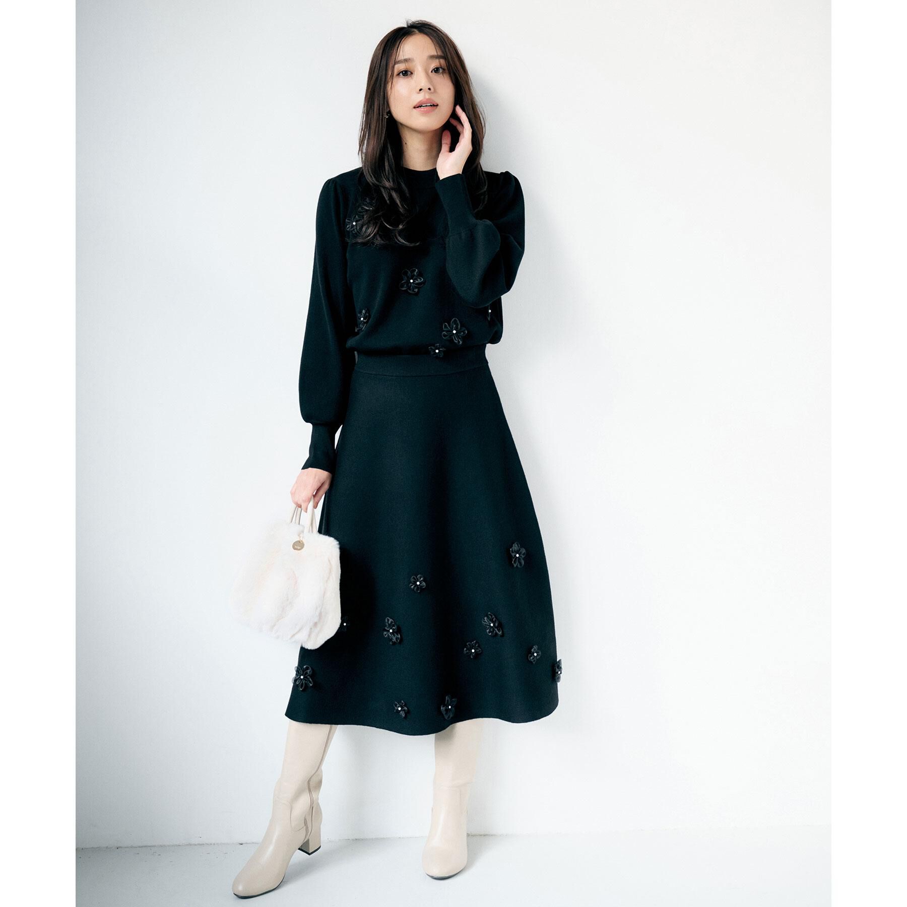 index「フラワーモチーフハイネックニット【洗える】」|ニット・セーター|