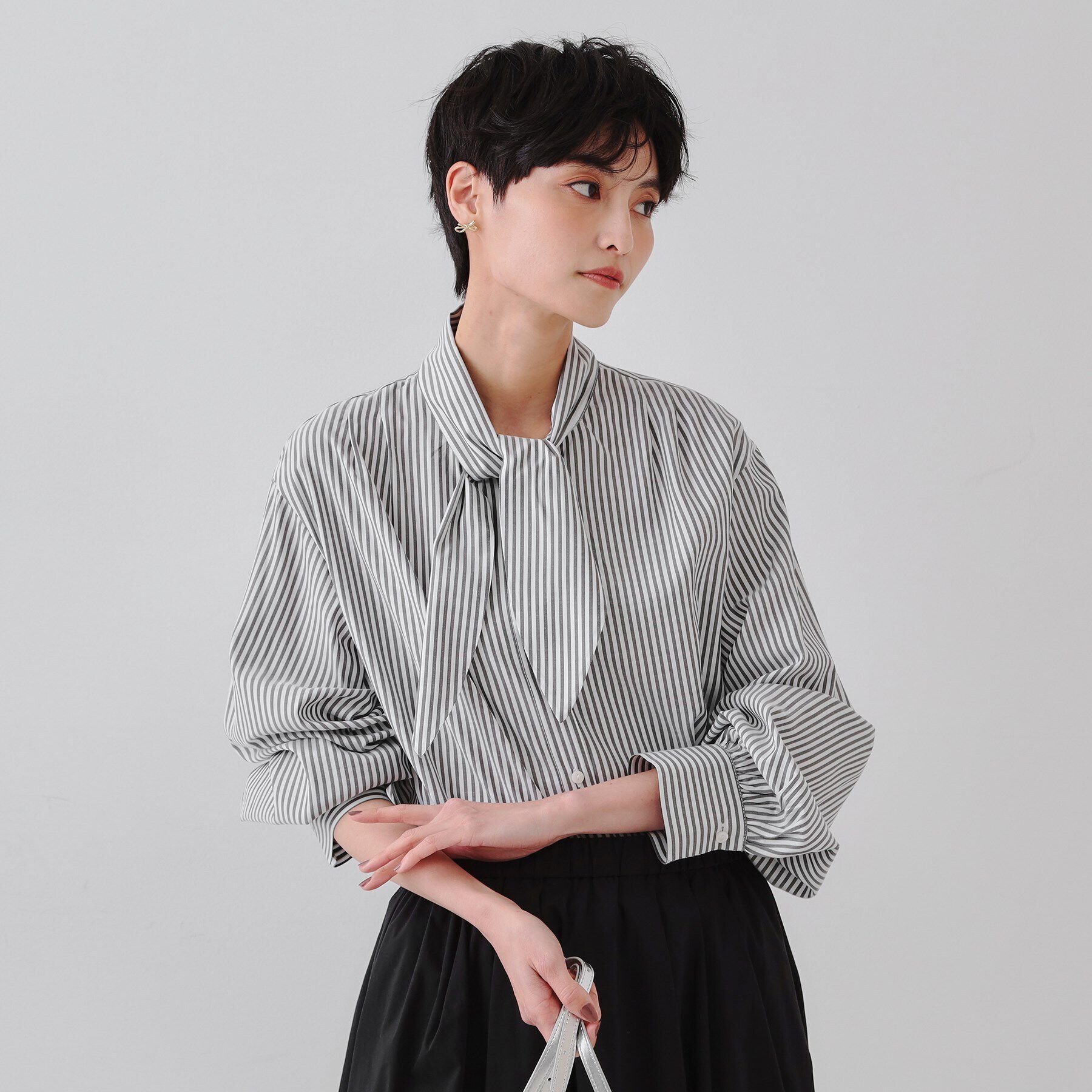 OPAQUE.CLIP「ストライプボウタイシャツ【洗濯機洗い可】」|シャツ・ブラウス|ホワイト(301)