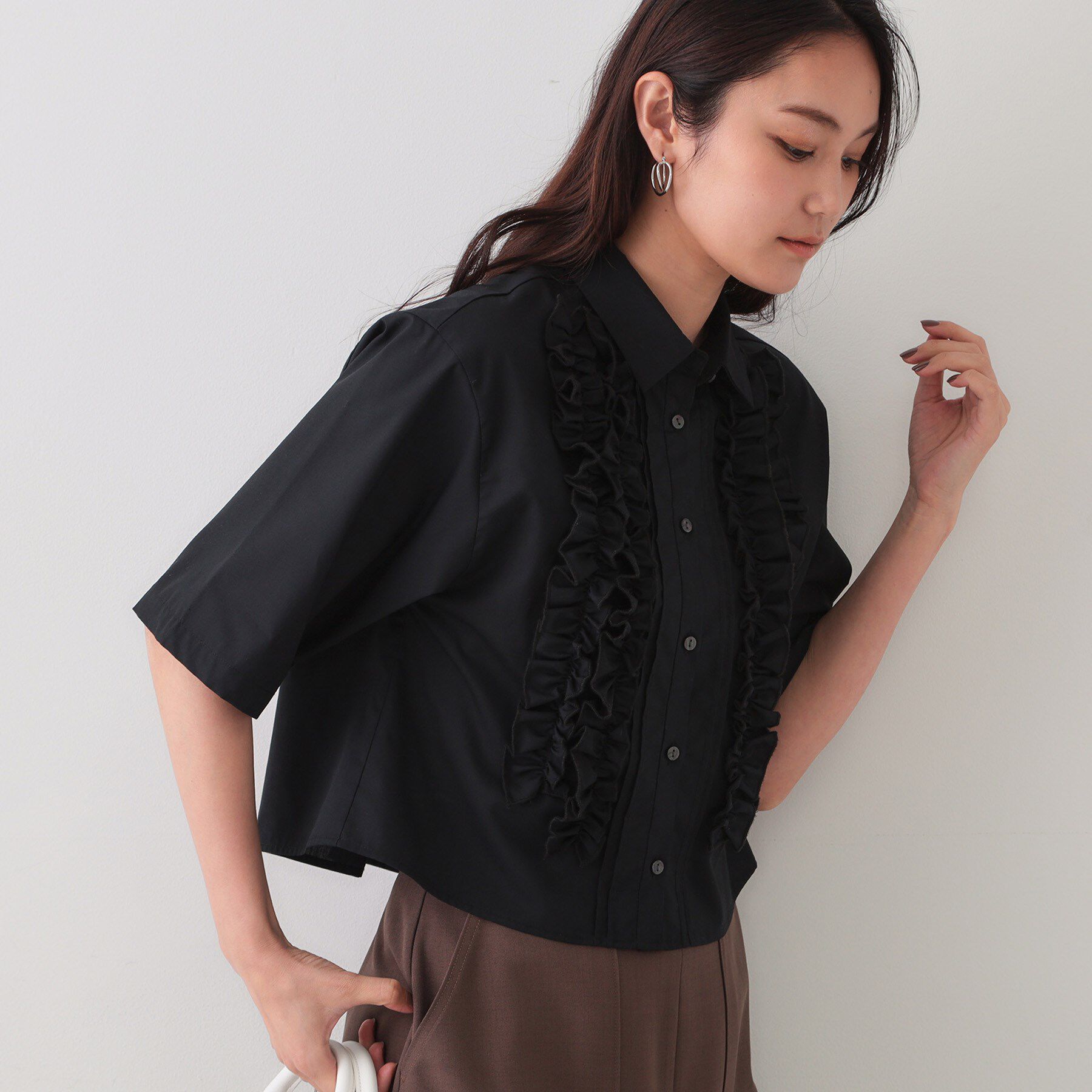 OPAQUE.CLIP「フリルショートシャツ【洗濯機洗い可】」|シャツ・ブラウス|ブラック(019)