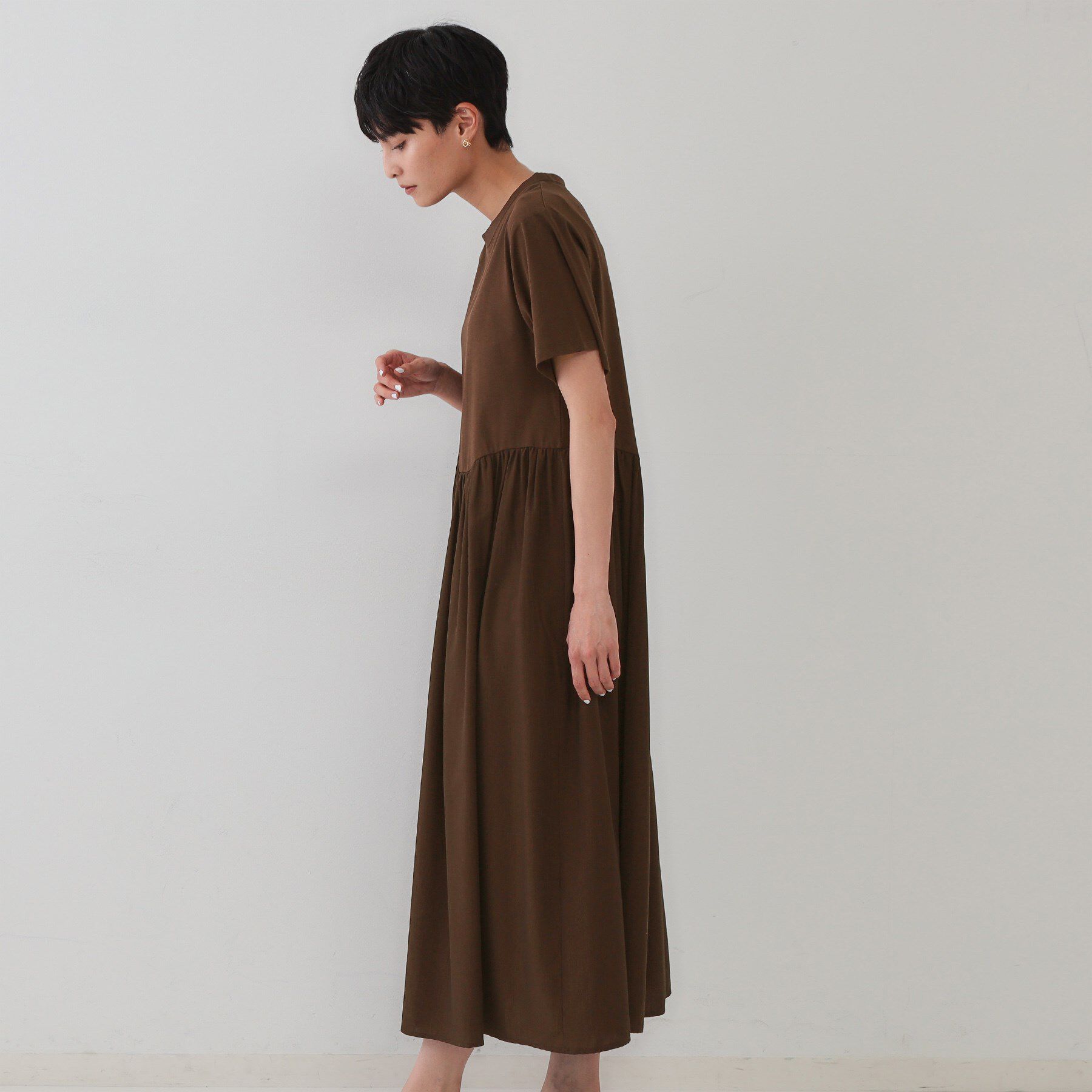 OPAQUE.CLIP「アシメドッキングフレアワンピース【洗濯機洗い可】」|ワンピース|