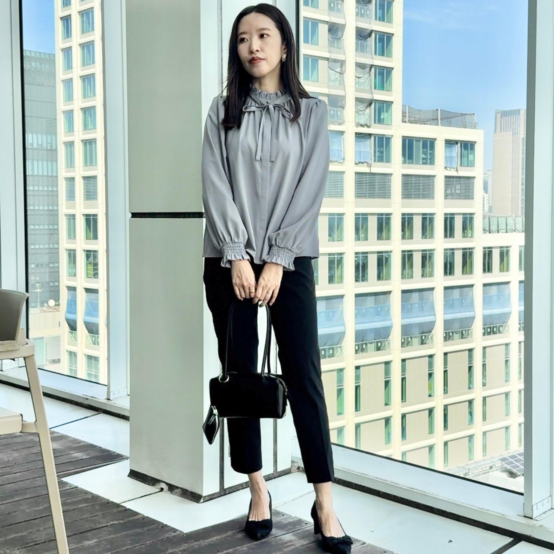 Couture broach「【フェミニン・通勤】タイ付きピコフリルブラウス」|シャツ・ブラウス|