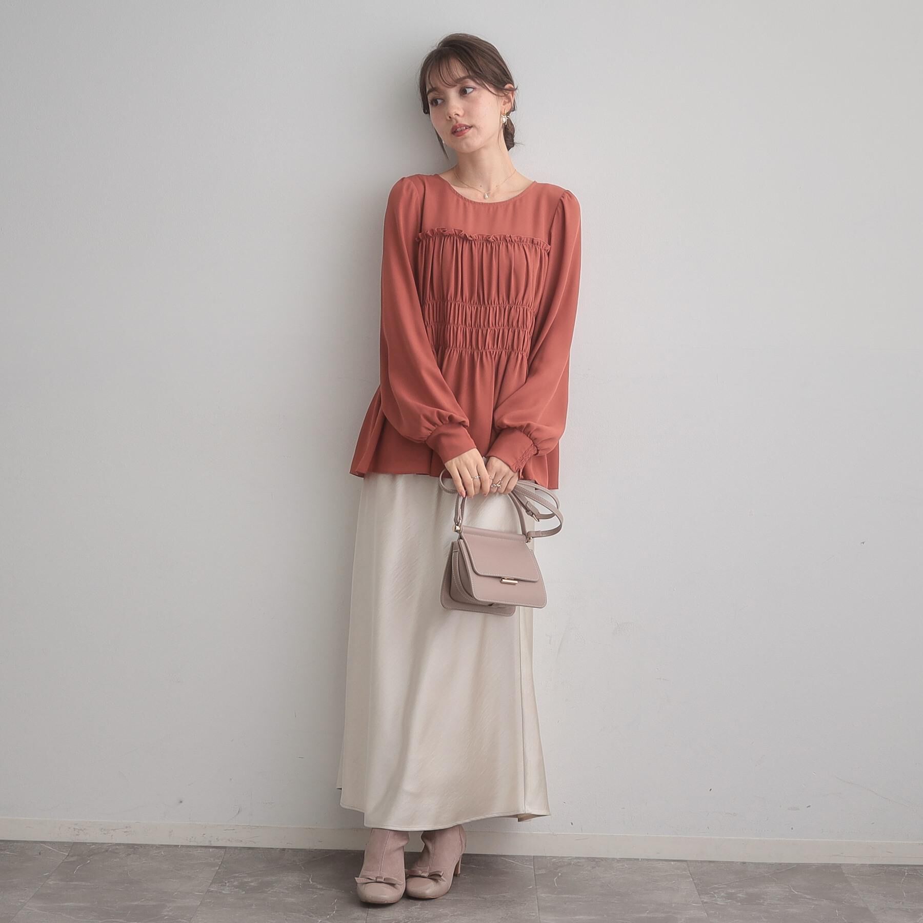 Couture broach「【マシンウォッシャブル・きれいめ・通勤】シャーリングチュニックブラウス」|シャツ・ブラウス|