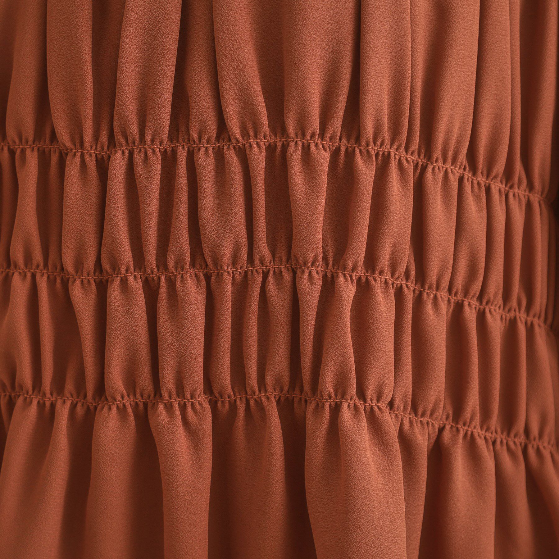 Couture broach「【マシンウォッシャブル・きれいめ・通勤】シャーリングチュニックブラウス」|シャツ・ブラウス|