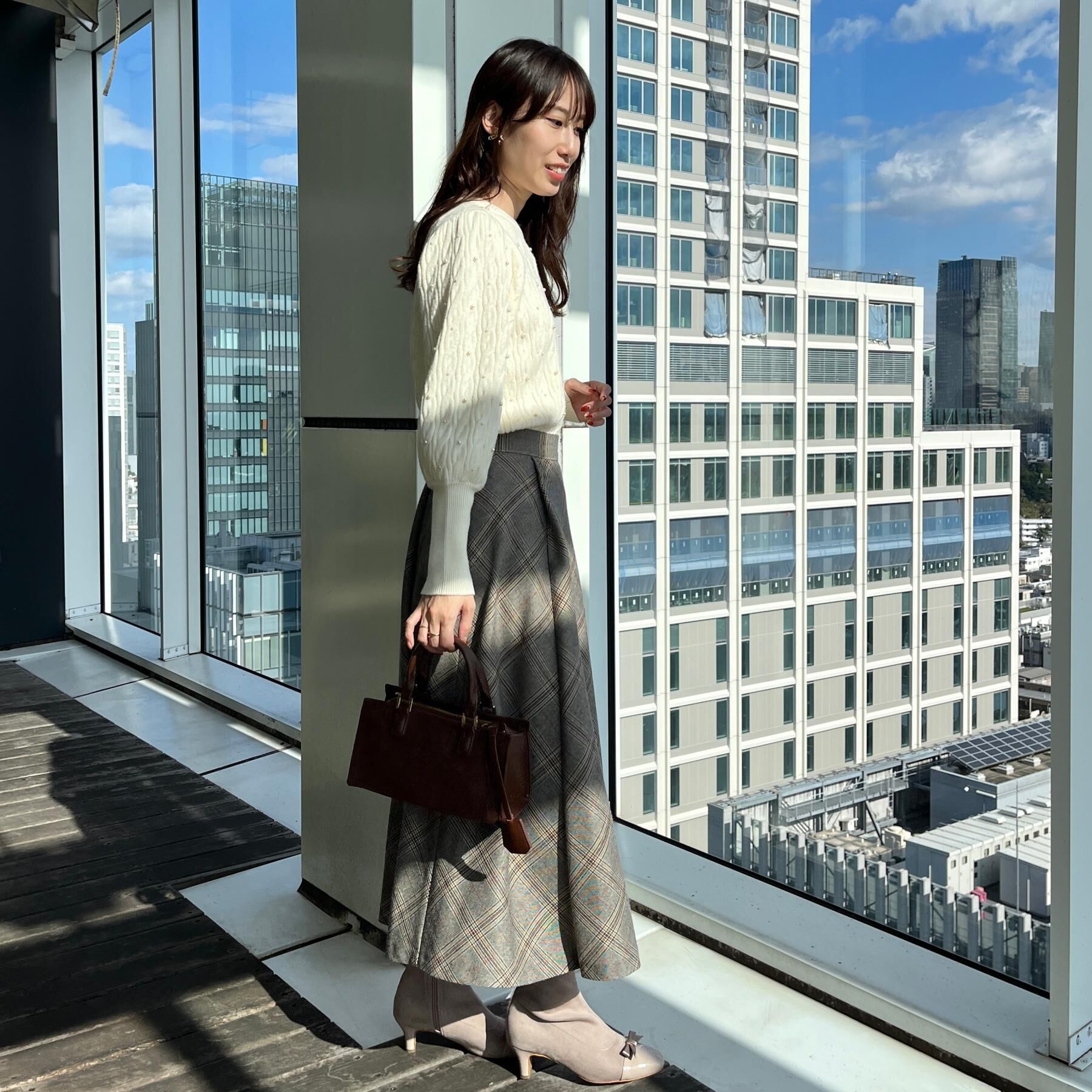 Couture broach「【華やぎ・一枚で着映え】ケーブルパール調ニット」|ニット・セーター|