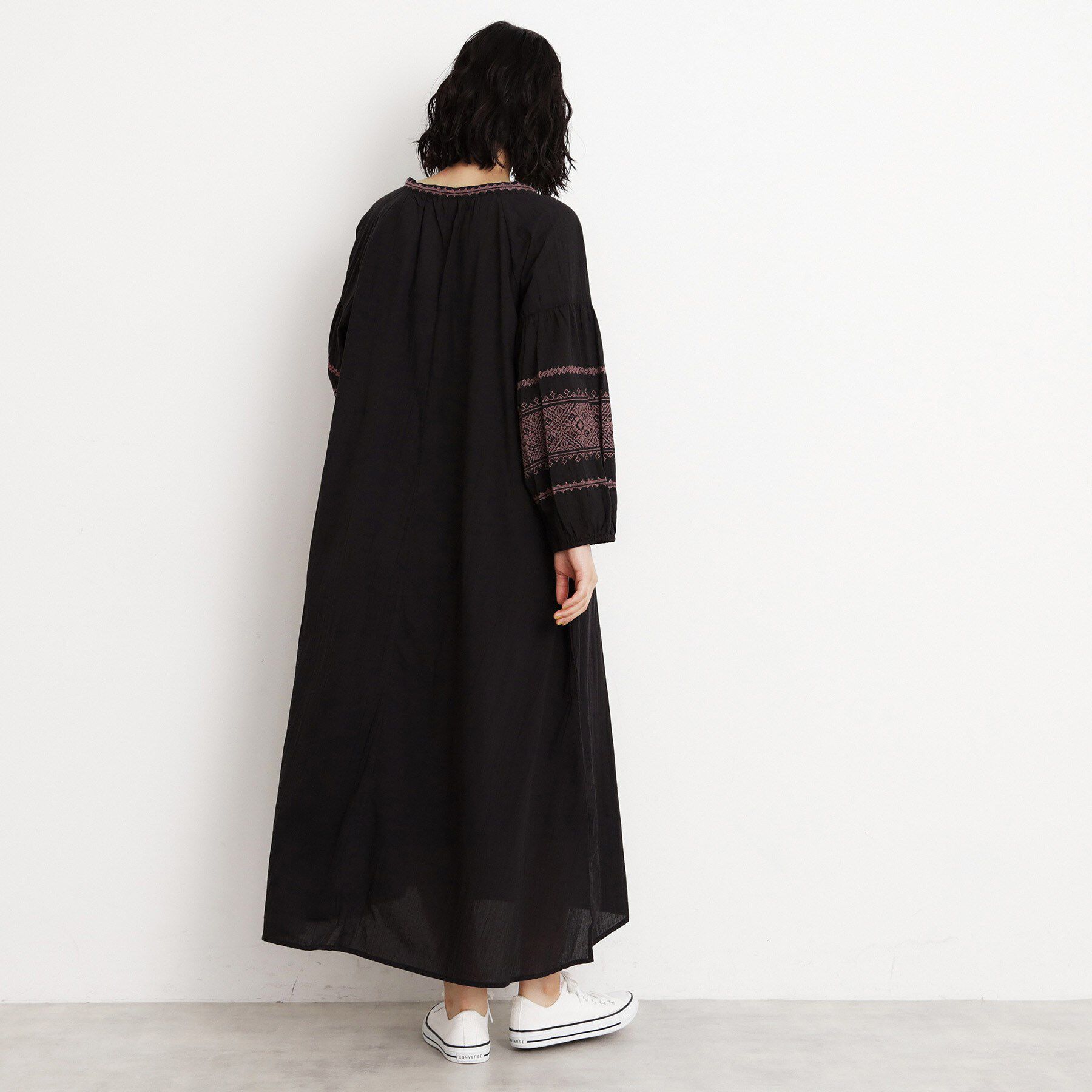 THE SHOP TK「刺繍ワンピース【洗濯機OK】」|ワンピース|