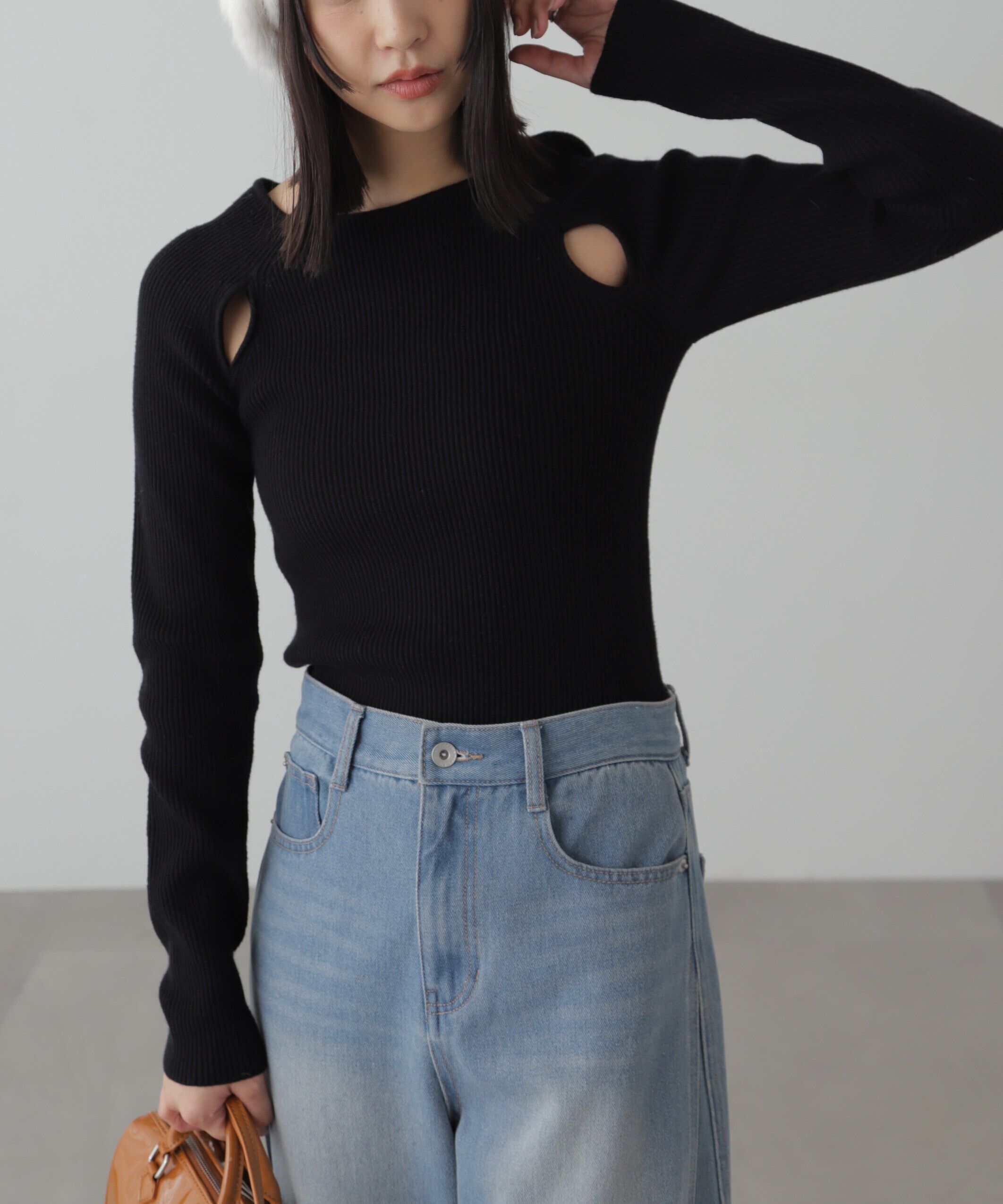  「クルーネックカッティングニット」|ニット・セーター|ブラック