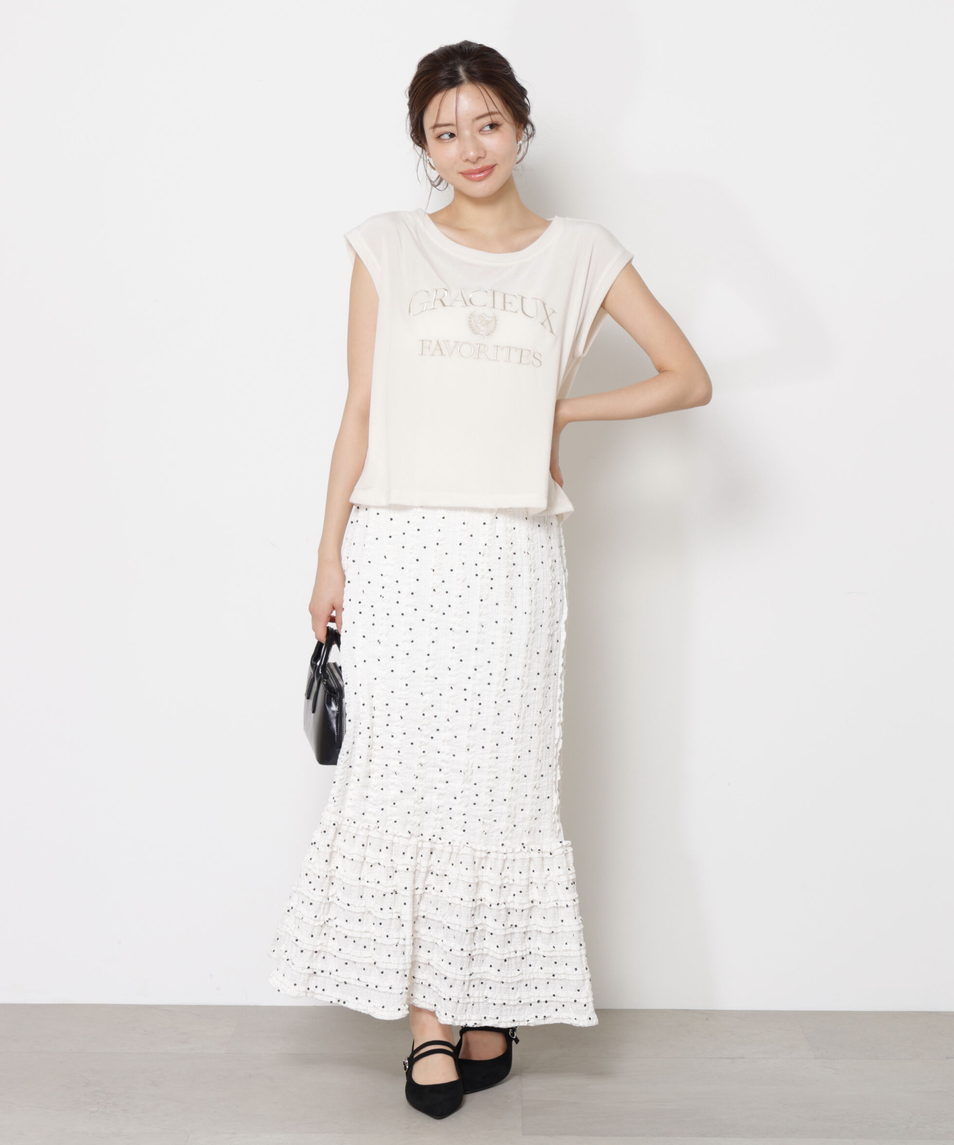 PROPORTION BODY DRESSING「＜ハンドウォッシャブル＞シアーベロア刺繍Tシャツ」|Tシャツ・カットソー|