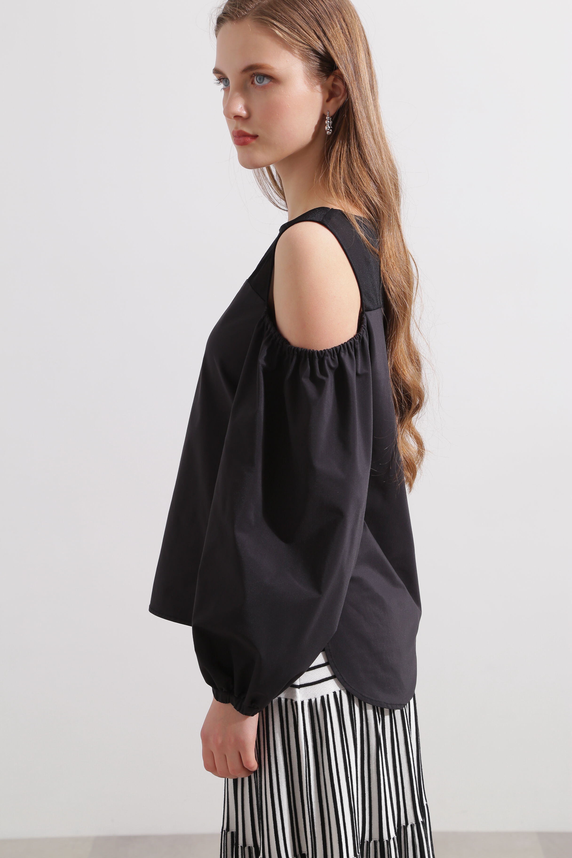  「オフショルダーカットソートップス」|Tシャツ・カットソー|