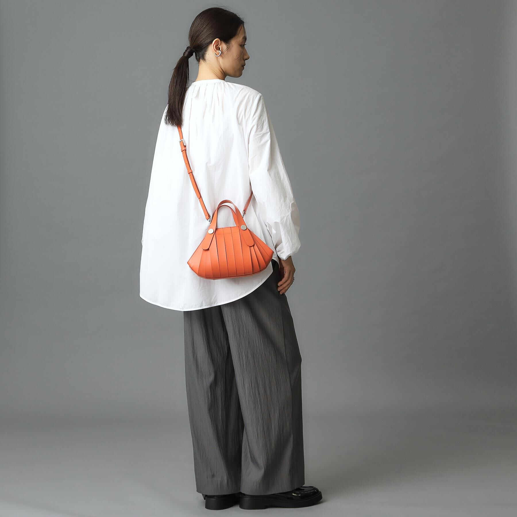 HIROKO HAYASHI「OSSO VIVO（オッソ ヴィーヴォ）2wayバッグ」|ショルダー・メッセンジャー|