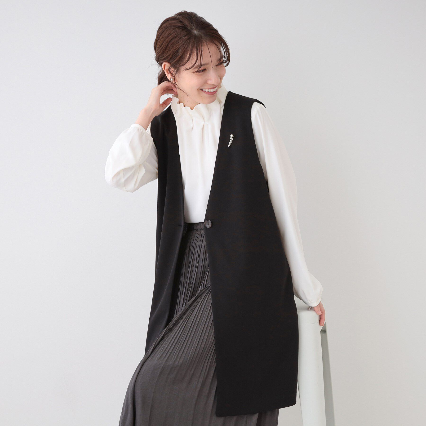 SHOO･LA･RUE「【洗える/S-3L/セットアップ可】セレモニーや通勤にも カットジョーゼット ジレ」|ベスト・ジレ|ブラック(019)