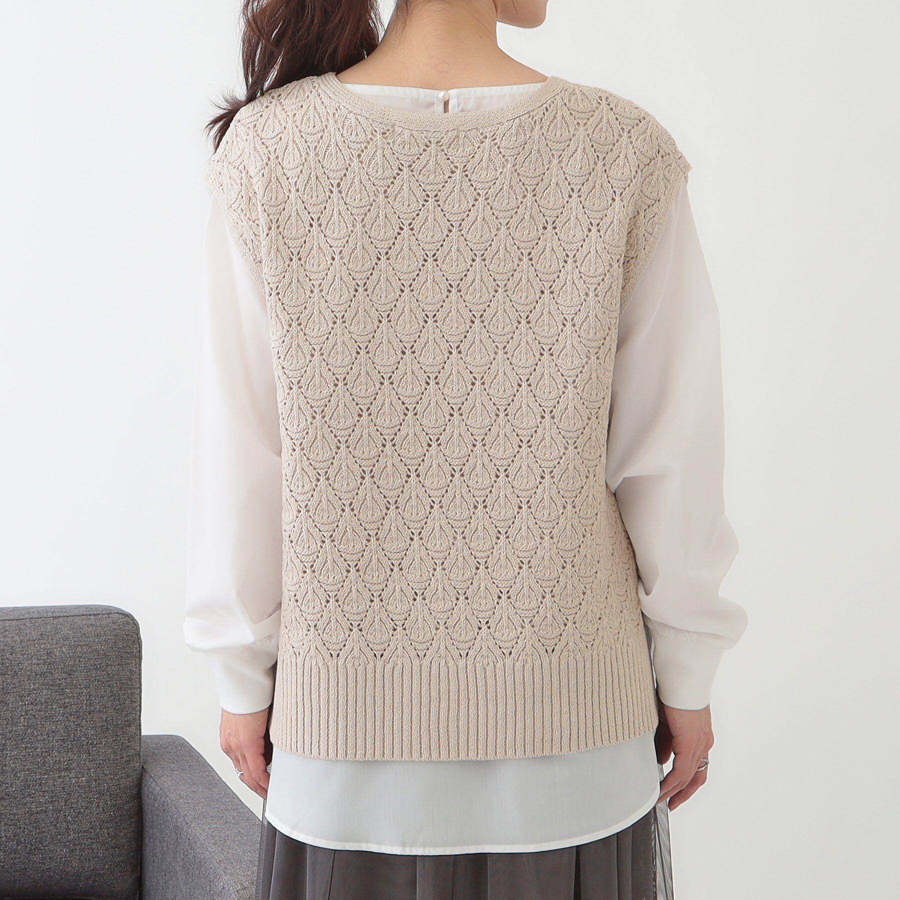 SHOO･LA･RUE「【洗える/S-LL/2点セット】透かし柄ベスト+ブラウス」|ニット・セーター|