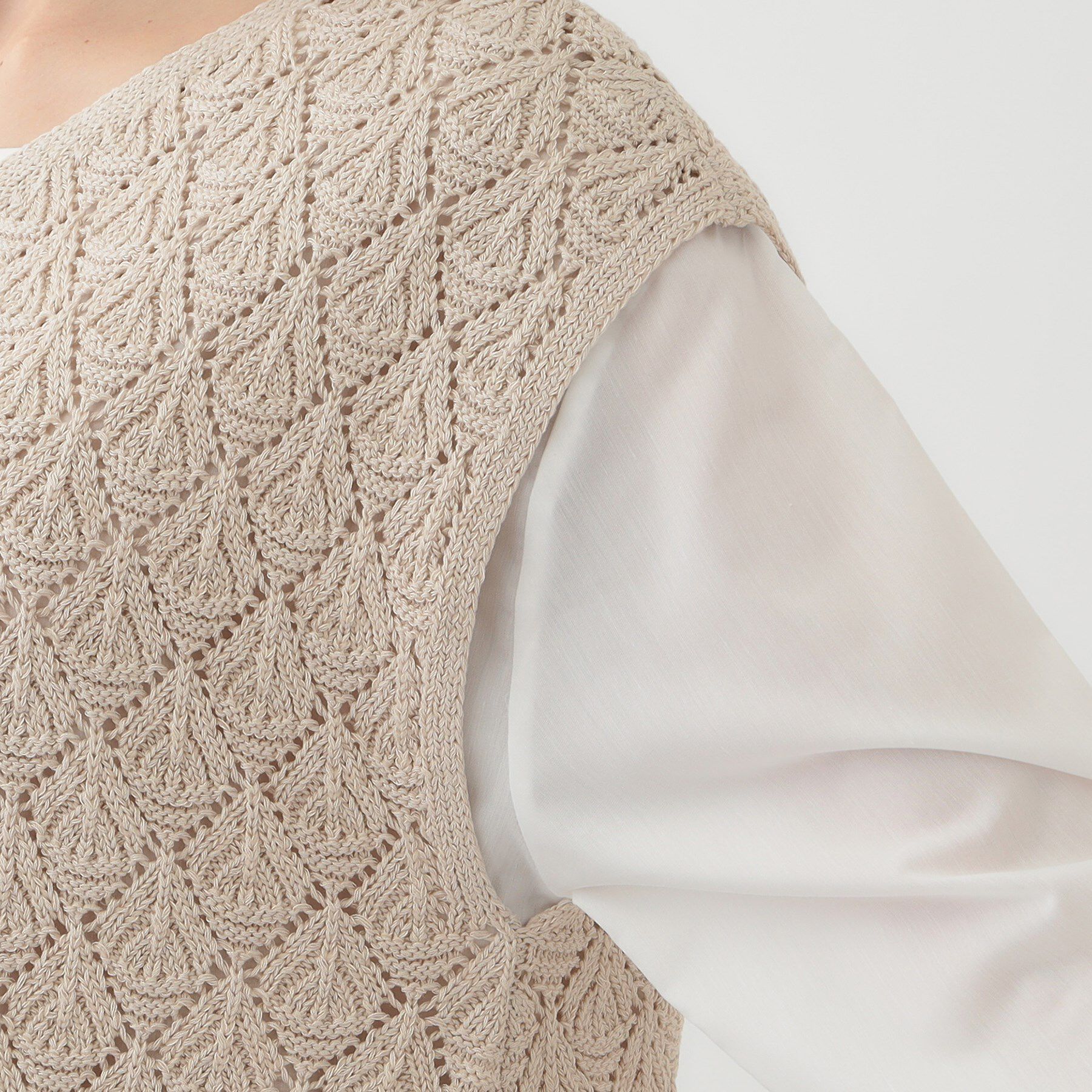 SHOO･LA･RUE「【洗える/S-LL/2点セット】透かし柄ベスト+ブラウス」|ニット・セーター|