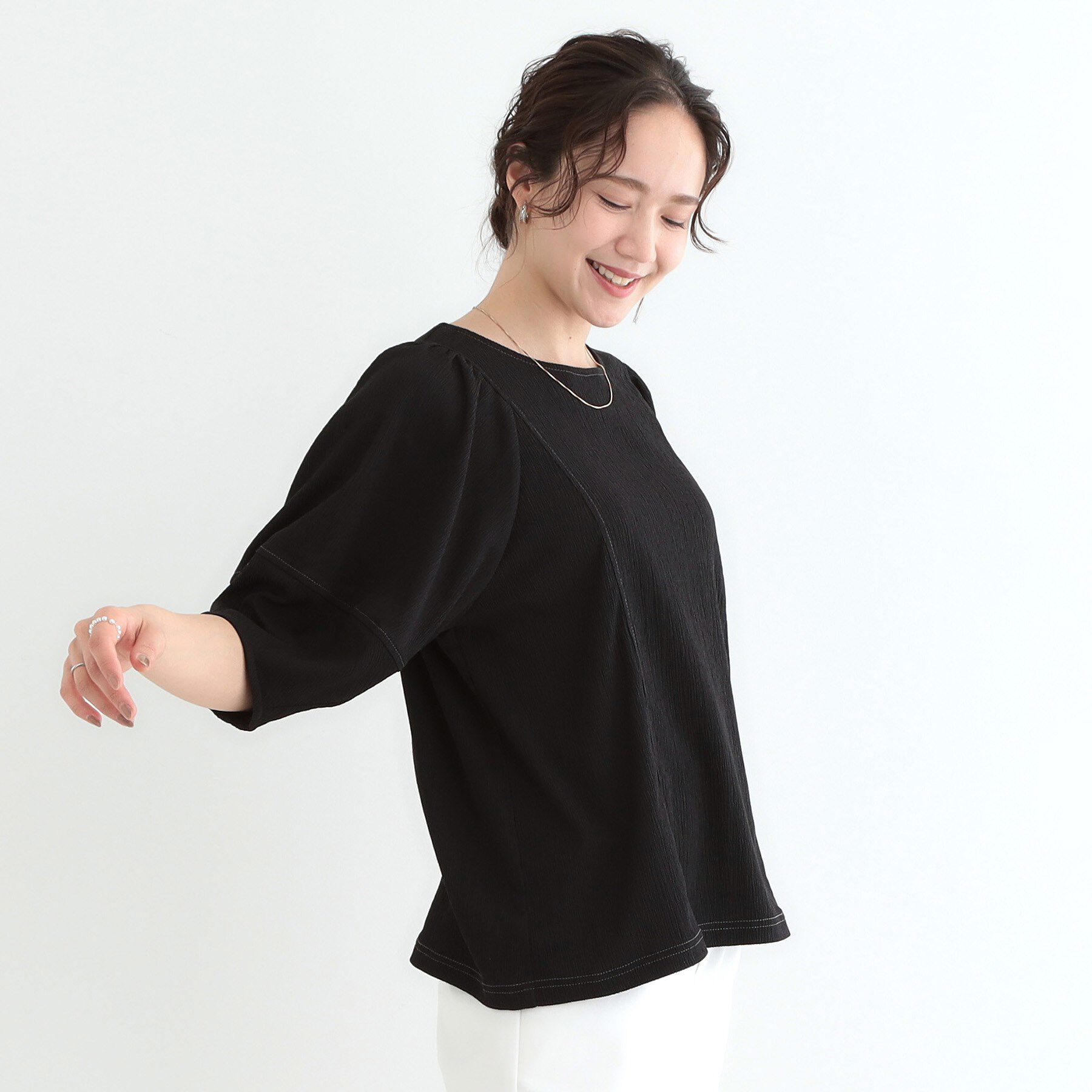 SHOO･LA･RUE「【洗える/S-LL/UV】 配色ステッチがアクセント 大人のデザイントップス」|Tシャツ・カットソー|