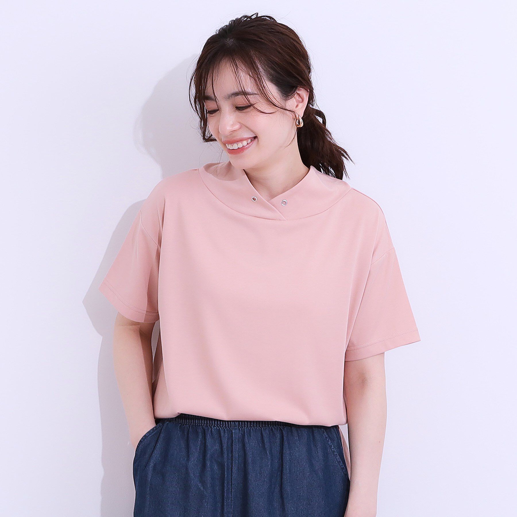 SHOO･LA･RUE「【高レビュー/ひんやり/UV】アウトスタイルもサマになる さらさら抜け襟Tシャツ」|Tシャツ・カットソー|